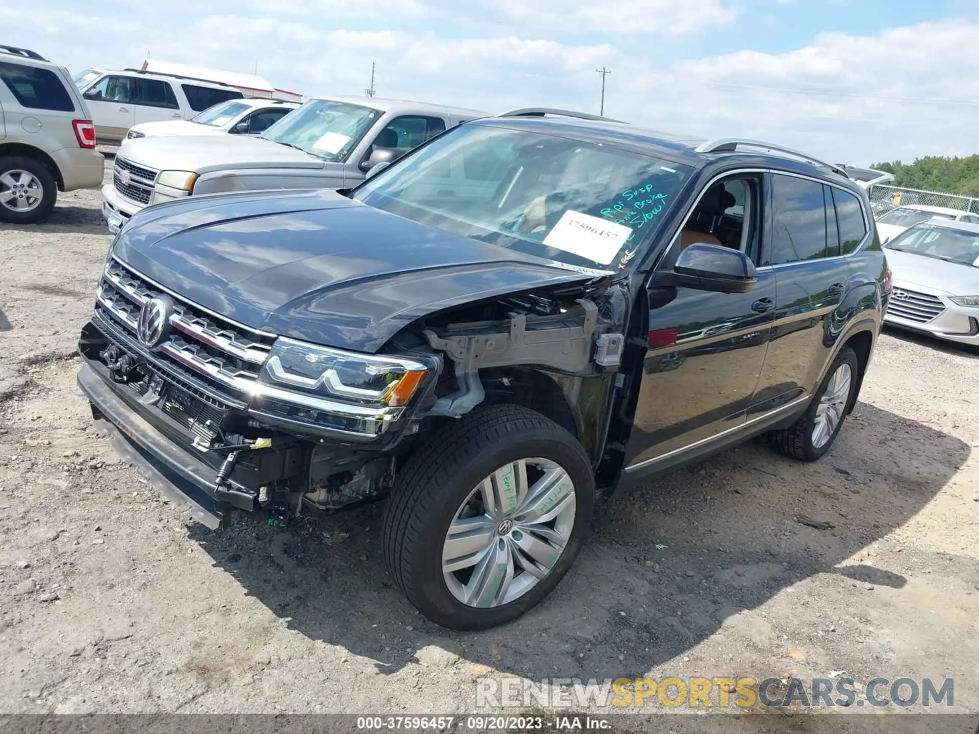 2 Photograph of a damaged car 1V2NR2CA3KC504487 VOLKSWAGEN ATLAS 2019