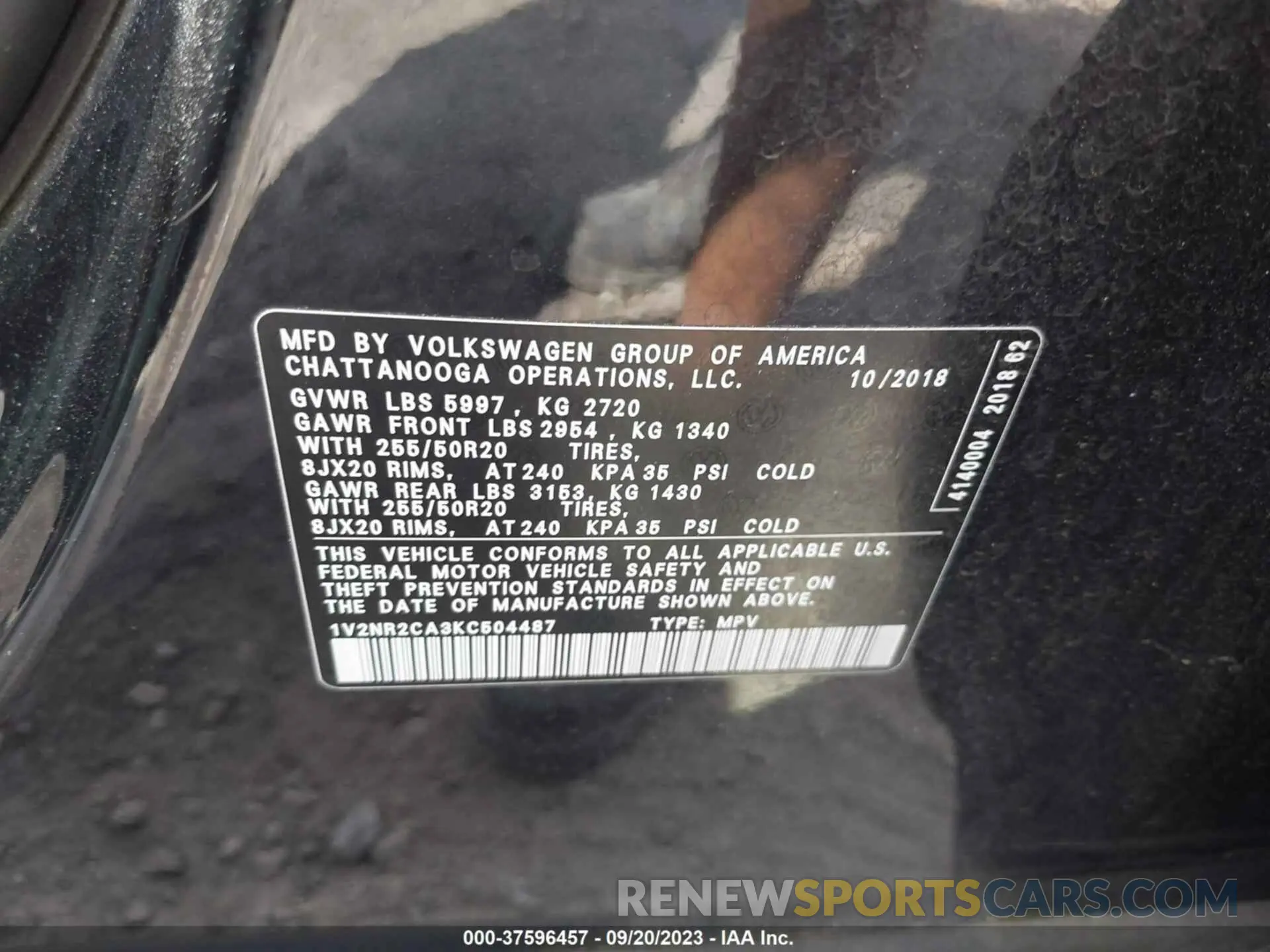 9 Photograph of a damaged car 1V2NR2CA3KC504487 VOLKSWAGEN ATLAS 2019