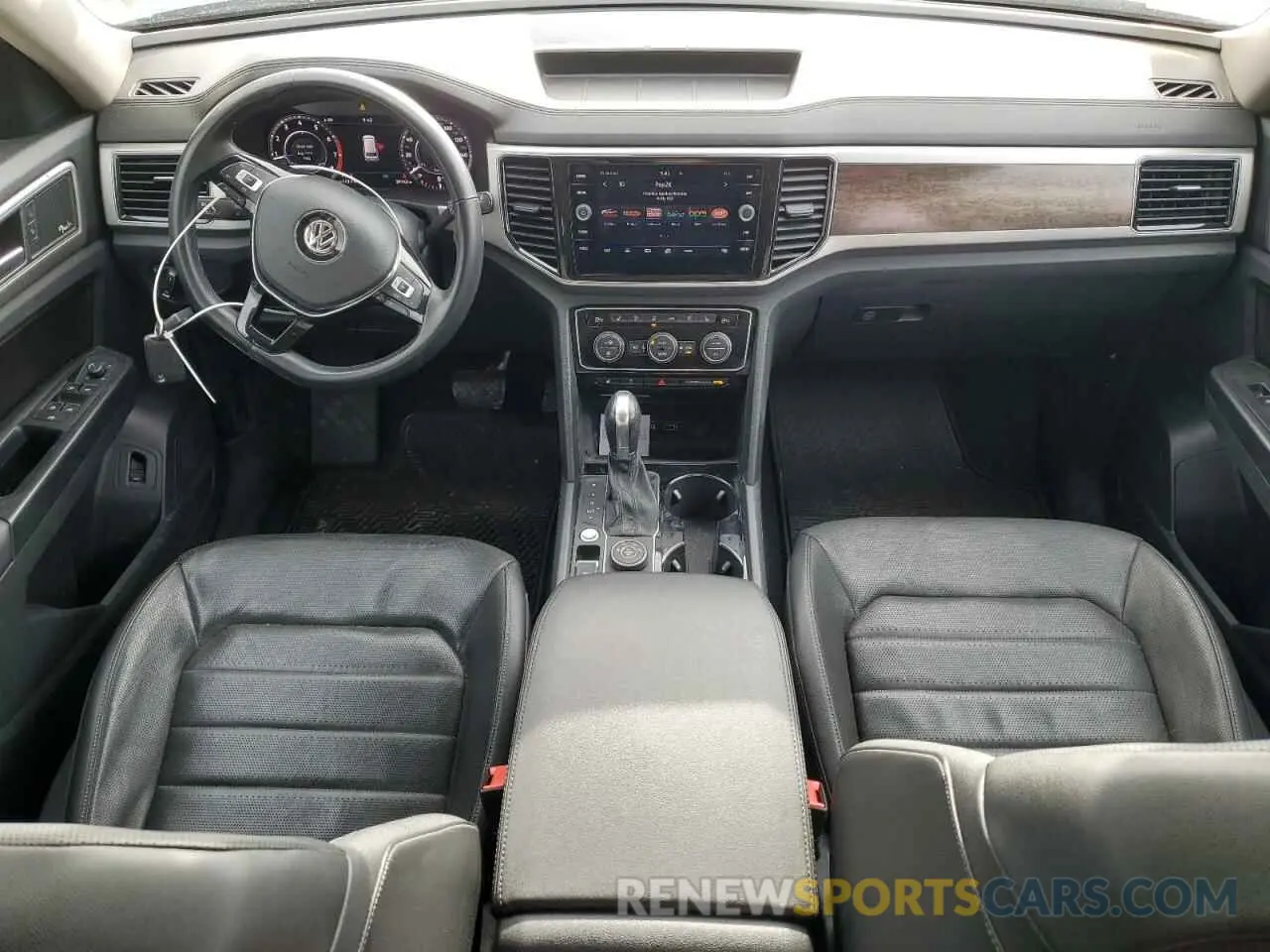 8 Photograph of a damaged car 1V2NR2CA3KC546433 VOLKSWAGEN ATLAS 2019