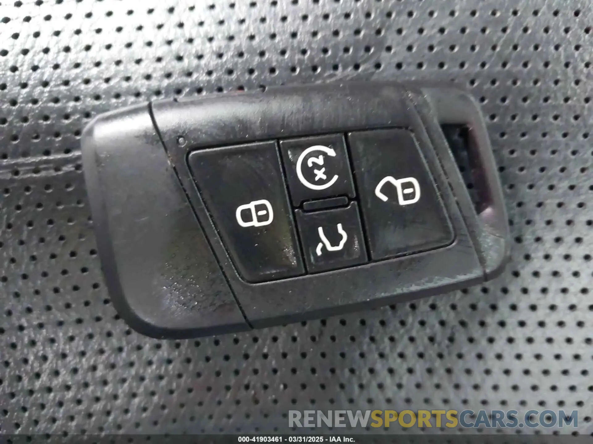 11 Photograph of a damaged car 1V2NR2CA4KC554153 VOLKSWAGEN ATLAS 2019