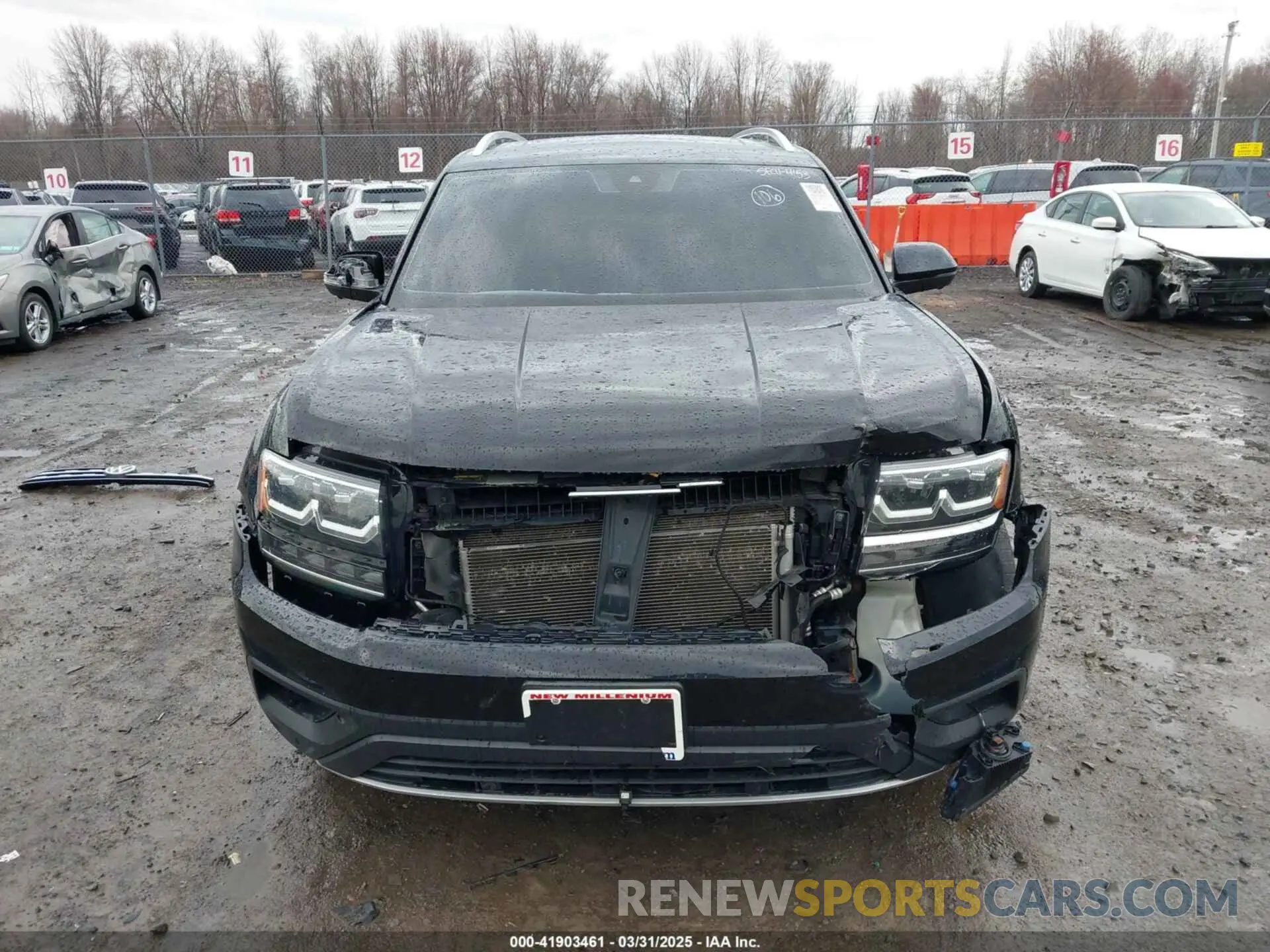 13 Photograph of a damaged car 1V2NR2CA4KC554153 VOLKSWAGEN ATLAS 2019