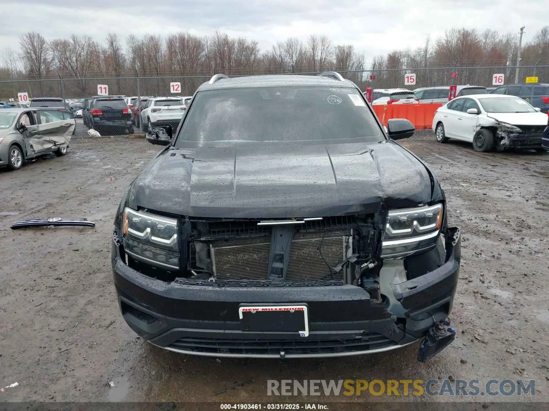 6 Photograph of a damaged car 1V2NR2CA4KC554153 VOLKSWAGEN ATLAS 2019
