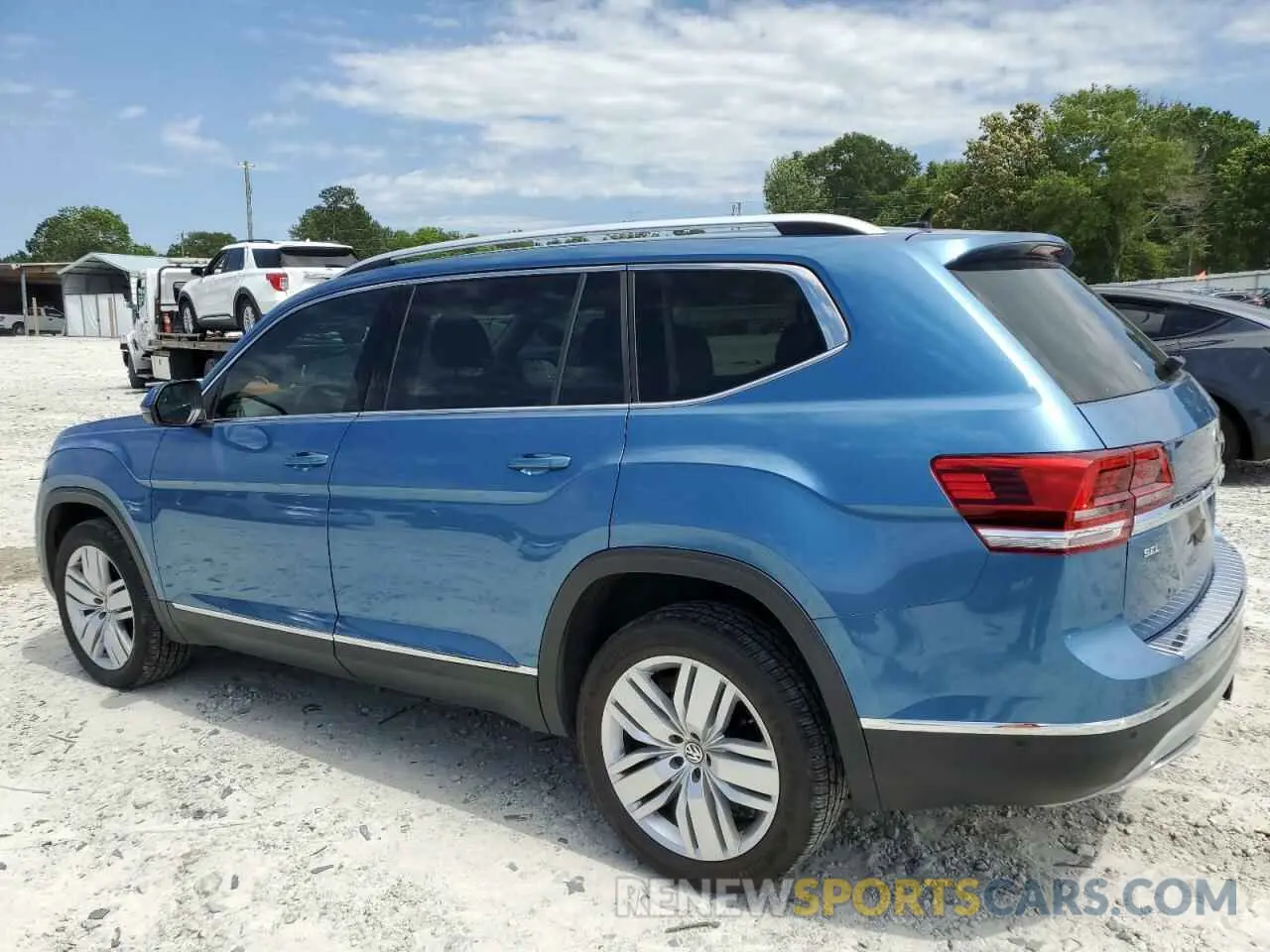 2 Photograph of a damaged car 1V2NR2CA4KC559238 VOLKSWAGEN ATLAS 2019