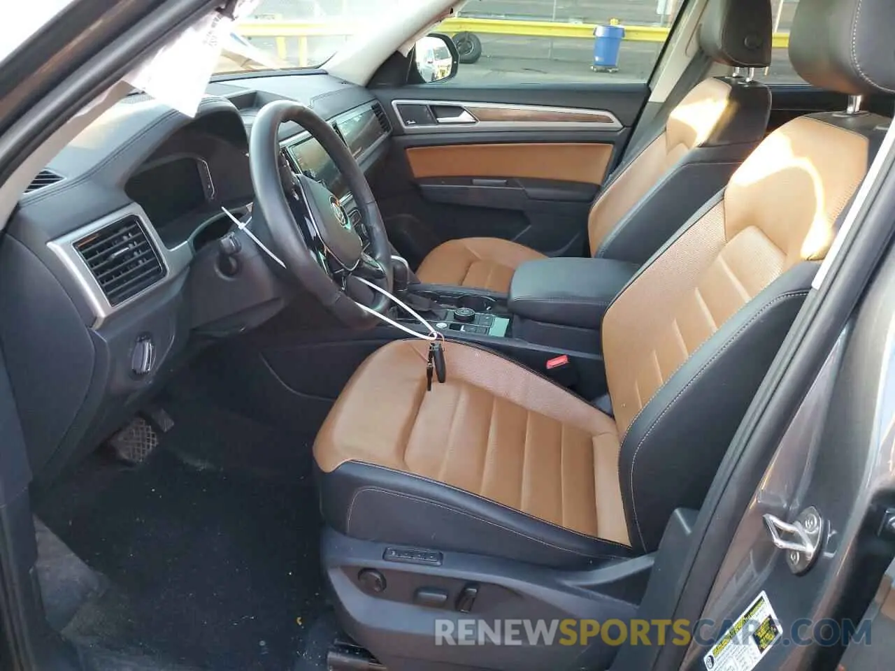 7 Photograph of a damaged car 1V2NR2CA4KC621494 VOLKSWAGEN ATLAS 2019