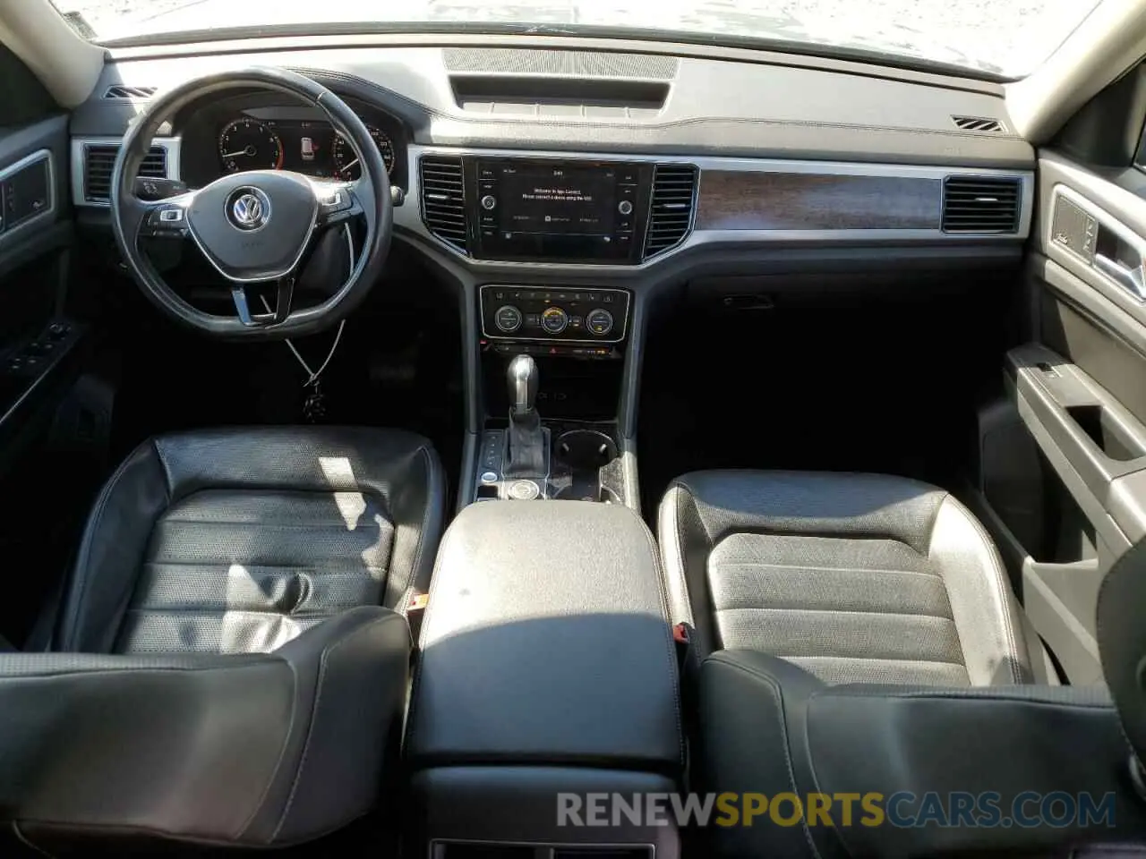 8 Photograph of a damaged car 1V2NR2CA5KC524661 VOLKSWAGEN ATLAS 2019