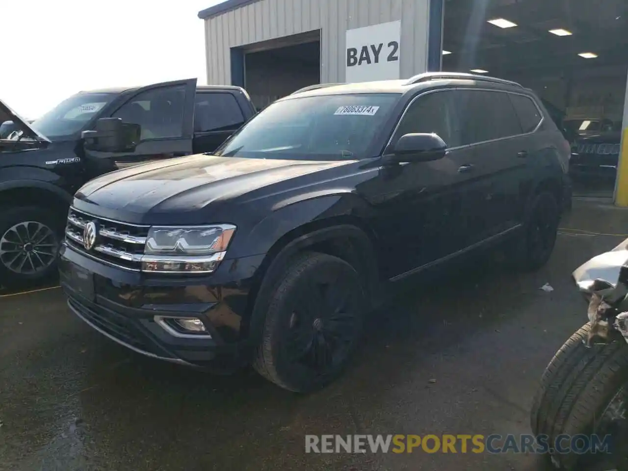 1 Photograph of a damaged car 1V2NR2CA5KC623545 VOLKSWAGEN ATLAS 2019