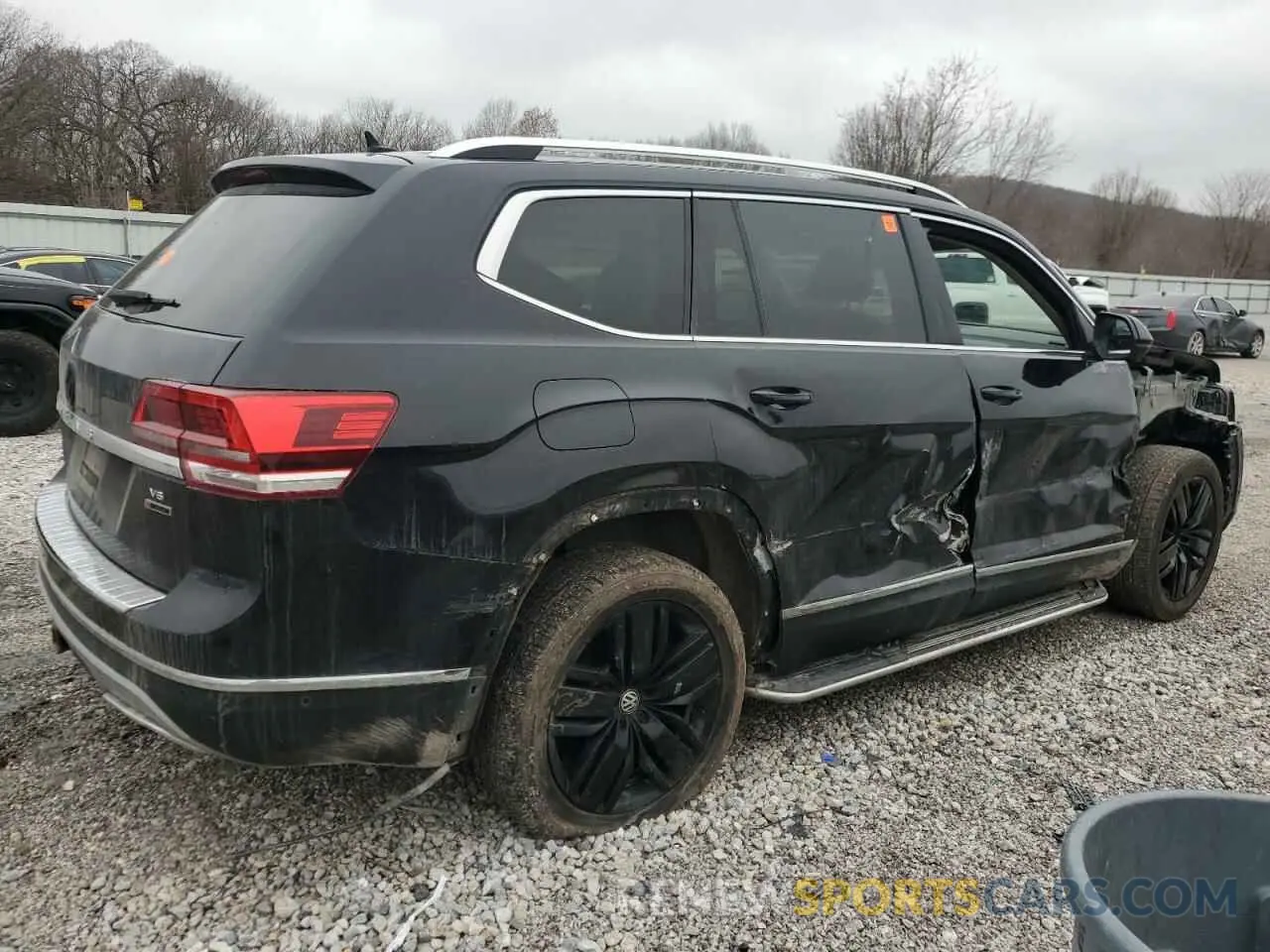 3 Photograph of a damaged car 1V2NR2CA6KC546880 VOLKSWAGEN ATLAS 2019
