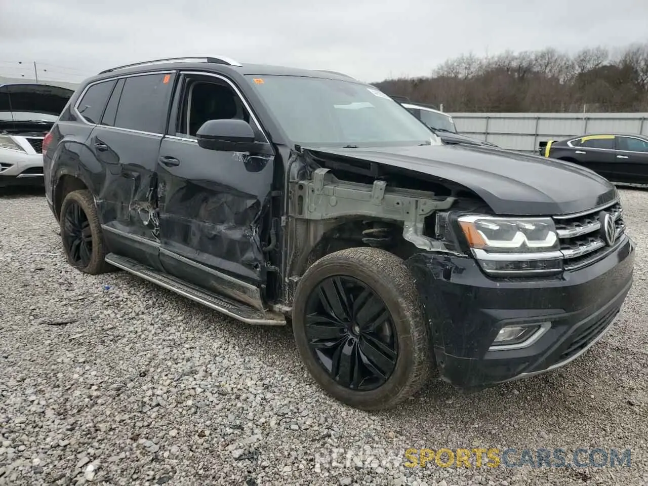 4 Photograph of a damaged car 1V2NR2CA6KC546880 VOLKSWAGEN ATLAS 2019