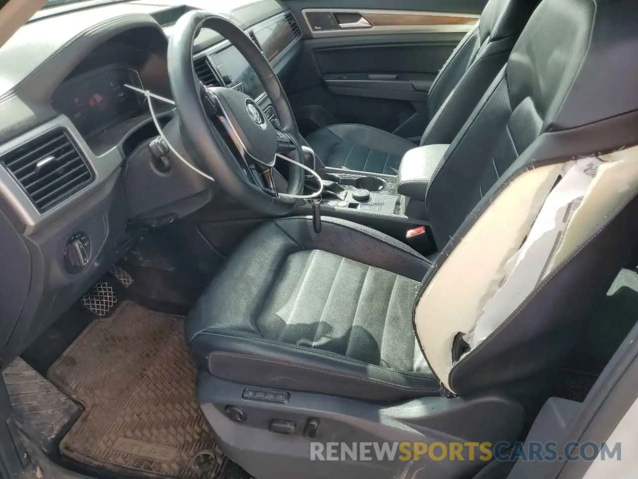 7 Photograph of a damaged car 1V2NR2CA6KC606060 VOLKSWAGEN ATLAS 2019