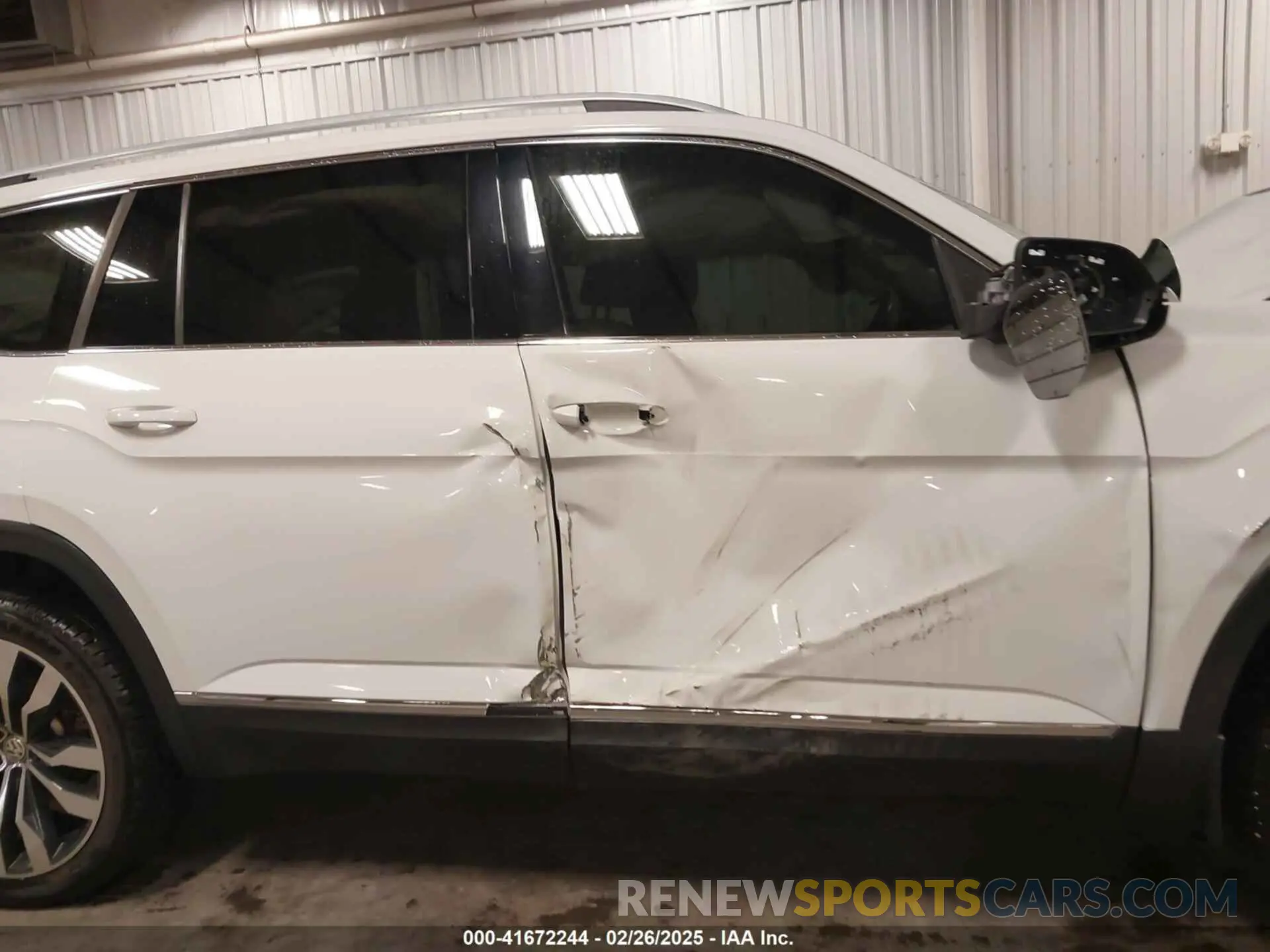 14 Photograph of a damaged car 1V2NR2CA6KC609119 VOLKSWAGEN ATLAS 2019