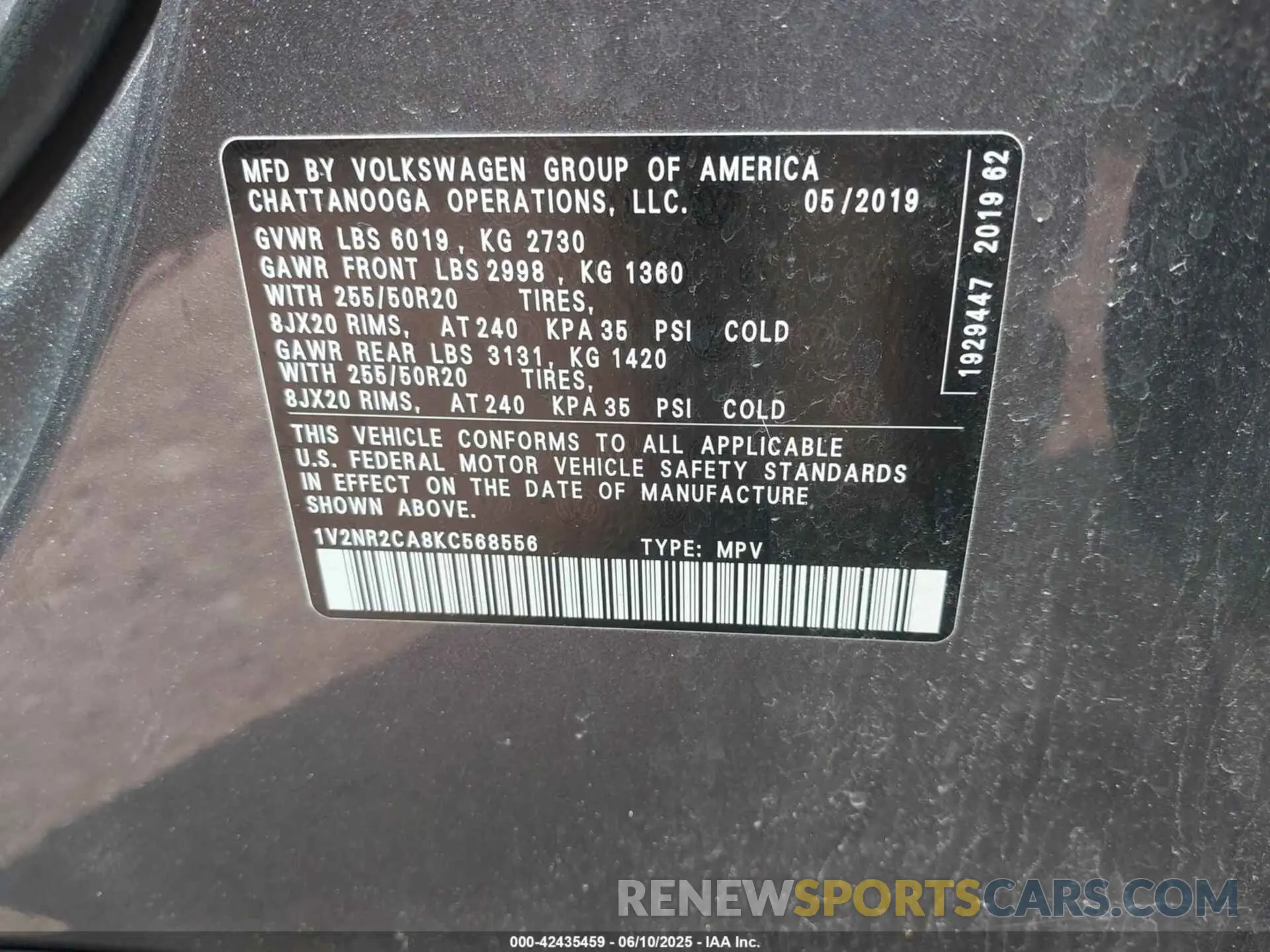 9 Photograph of a damaged car 1V2NR2CA8KC568556 VOLKSWAGEN ATLAS 2019
