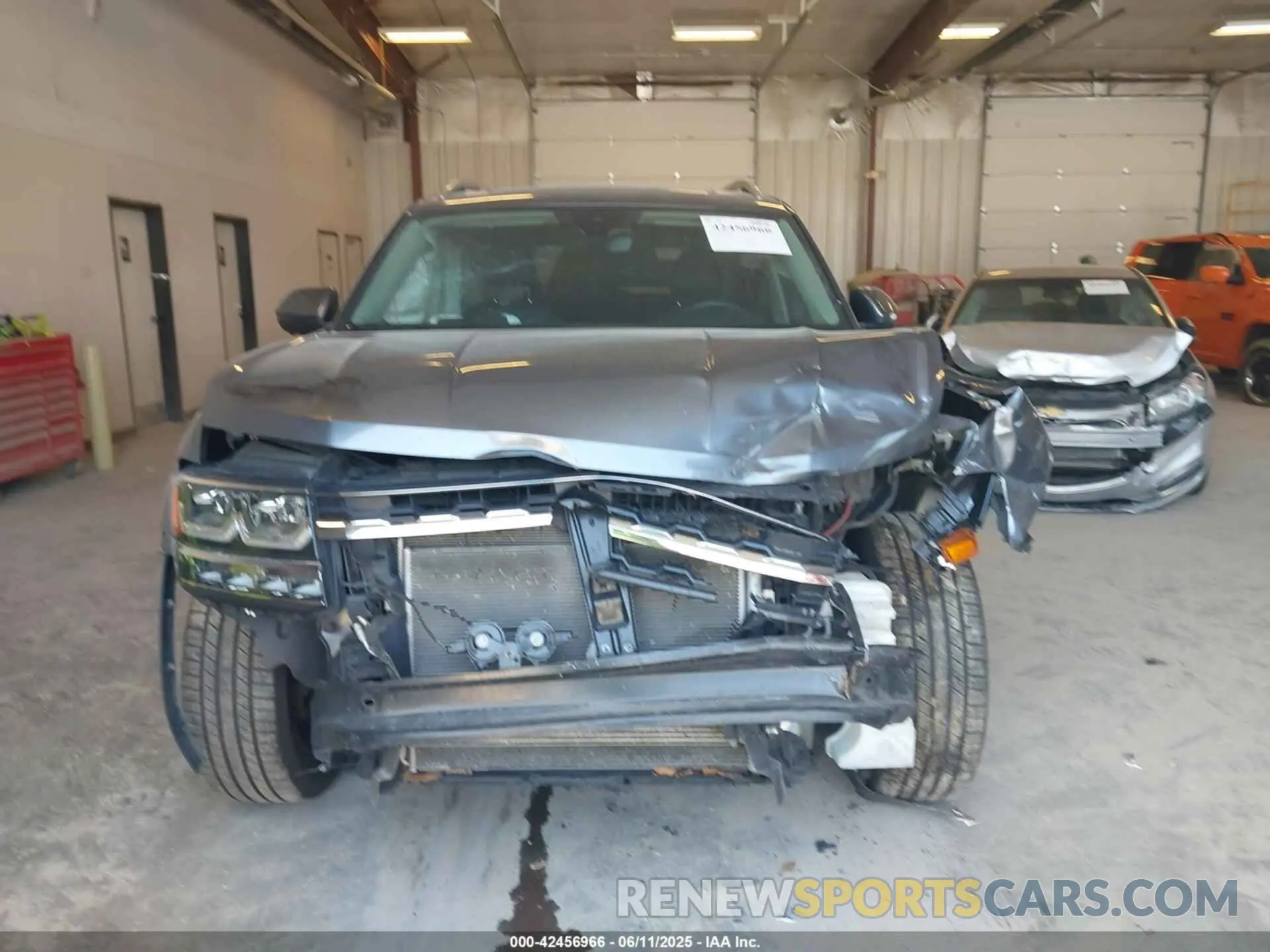 12 Photograph of a damaged car 1V2NR2CAXKC611746 VOLKSWAGEN ATLAS 2019
