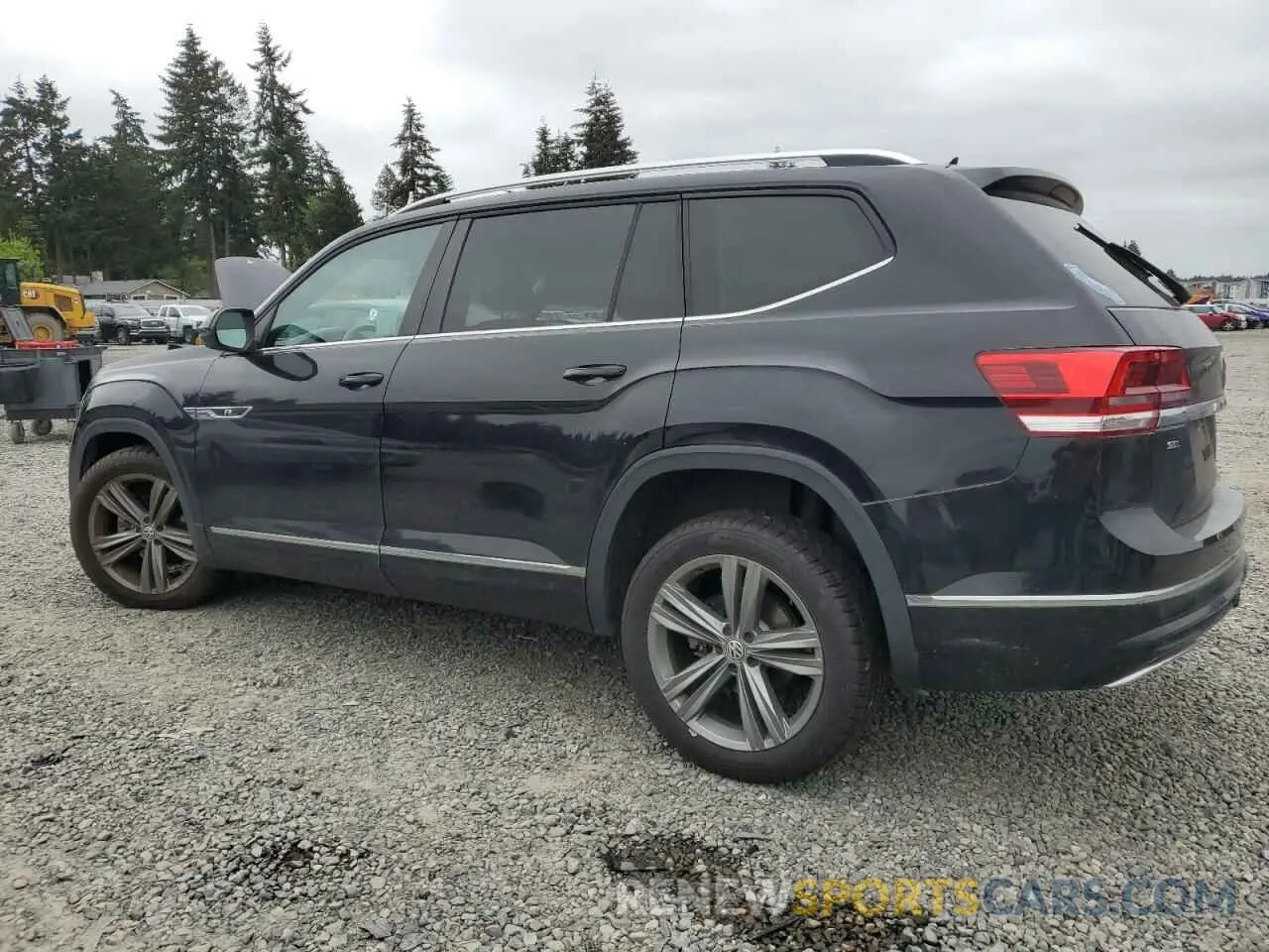2 Photograph of a damaged car 1V2RR2CA0KC520762 VOLKSWAGEN ATLAS 2019