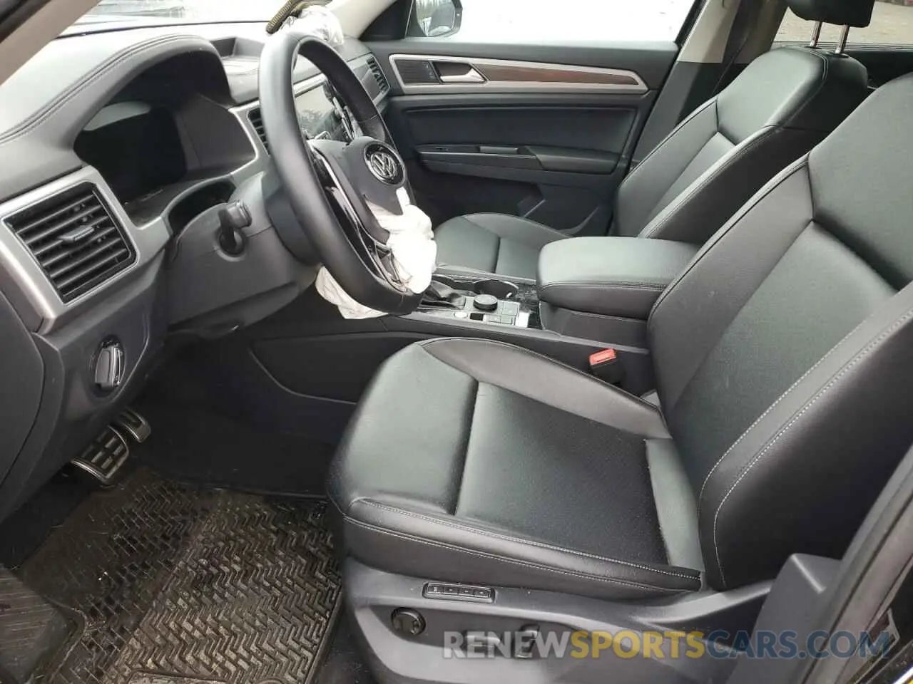 7 Photograph of a damaged car 1V2RR2CA0KC520762 VOLKSWAGEN ATLAS 2019