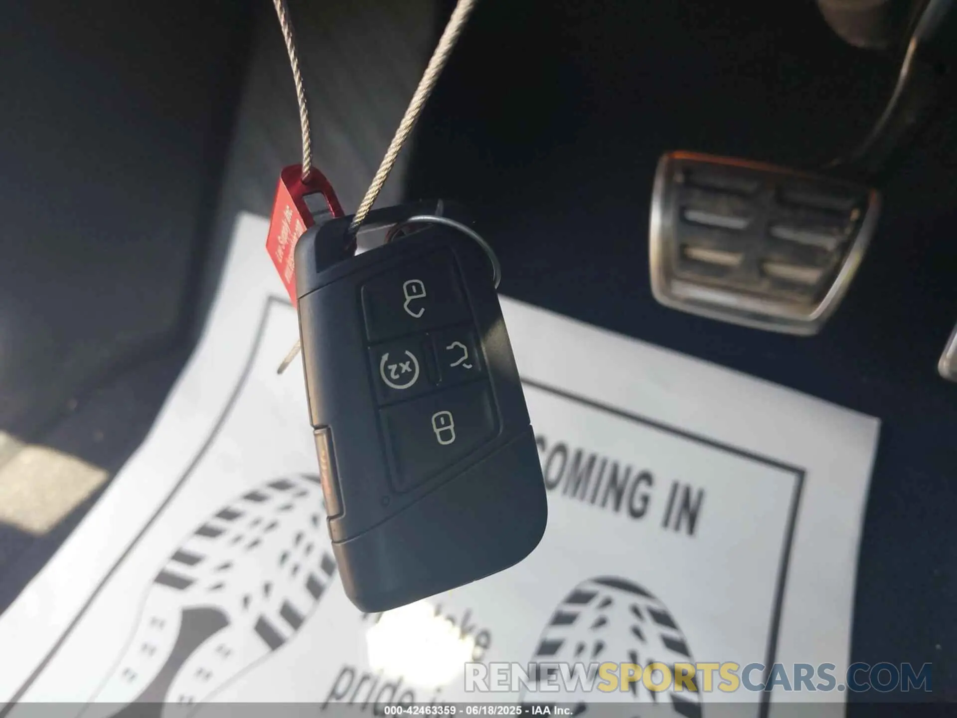 11 Photograph of a damaged car 1V2RR2CA1KC536548 VOLKSWAGEN ATLAS 2019