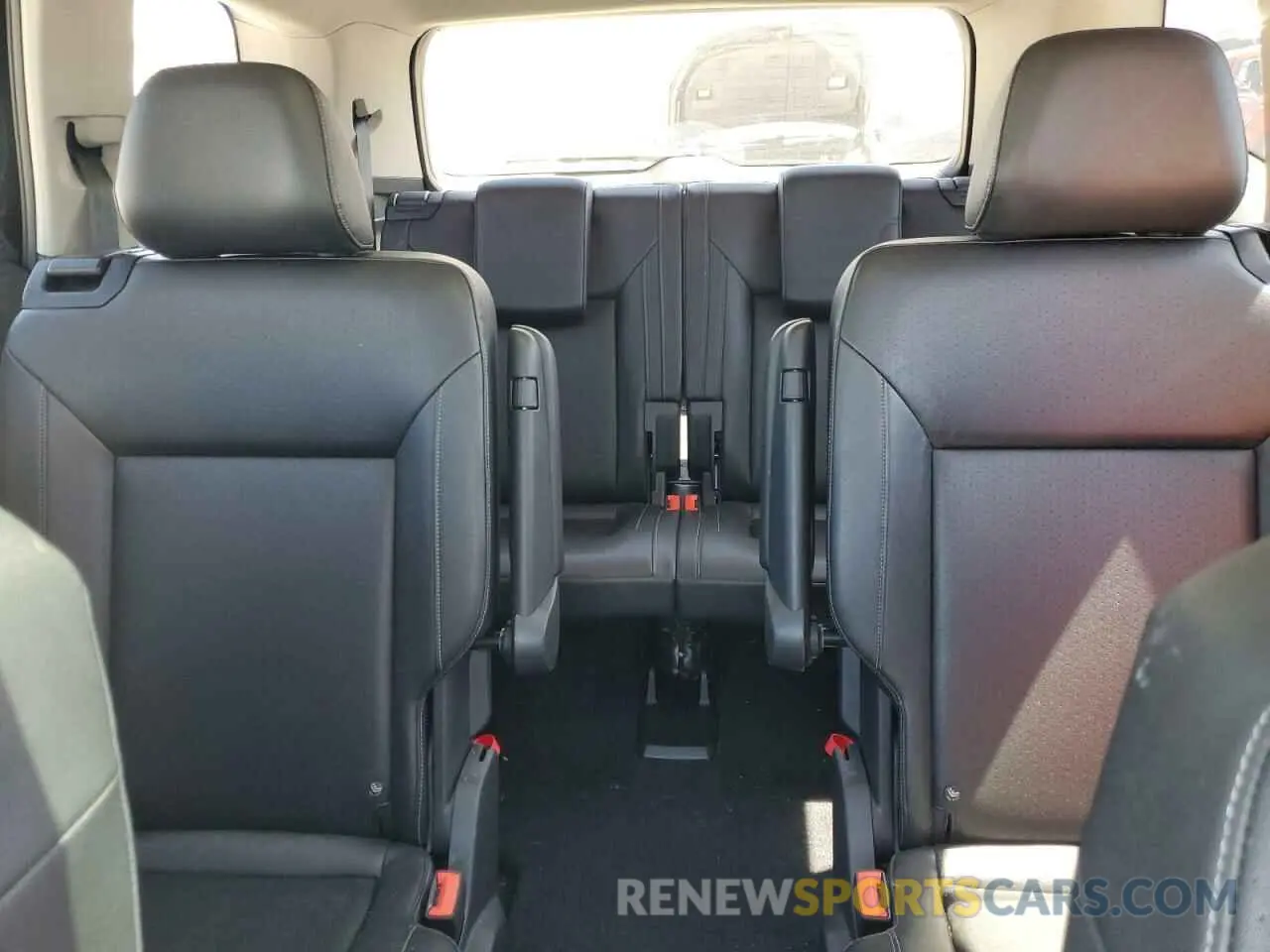 10 Photograph of a damaged car 1V2RR2CA2KC564925 VOLKSWAGEN ATLAS 2019