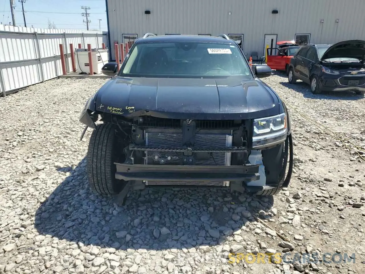 5 Photograph of a damaged car 1V2RR2CA2KC564925 VOLKSWAGEN ATLAS 2019