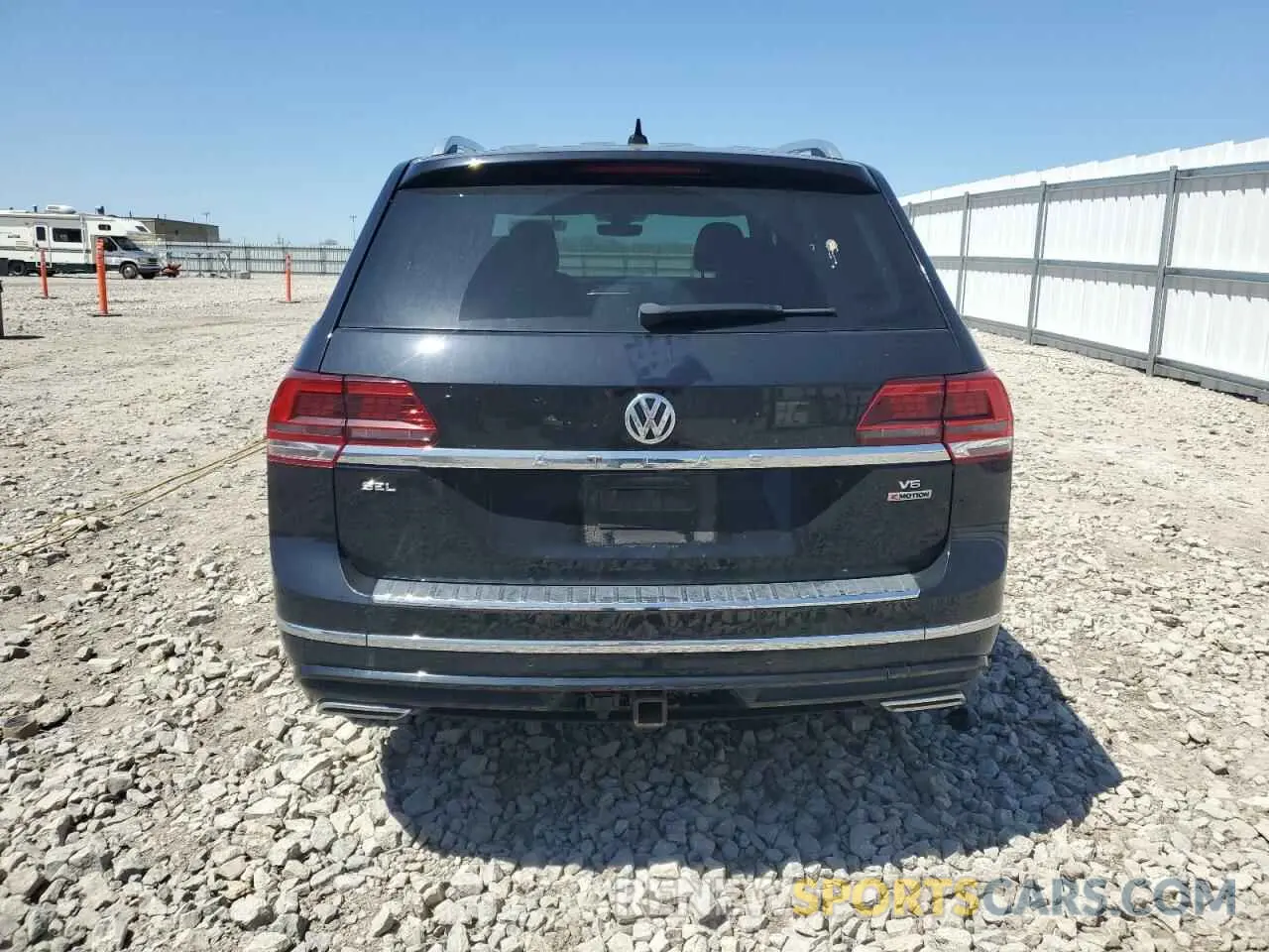 6 Photograph of a damaged car 1V2RR2CA2KC564925 VOLKSWAGEN ATLAS 2019