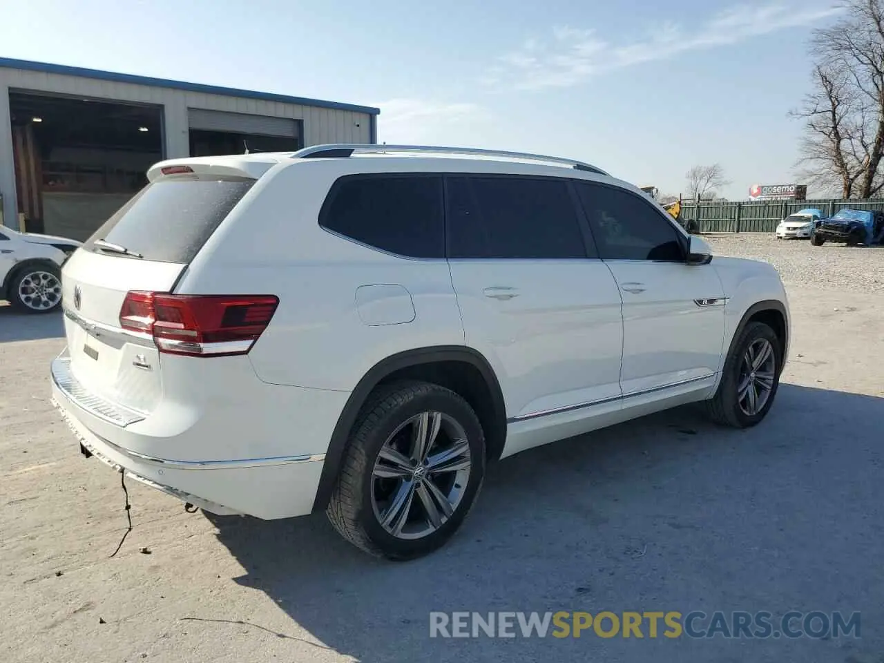 3 Photograph of a damaged car 1V2RR2CA5KC514018 VOLKSWAGEN ATLAS 2019