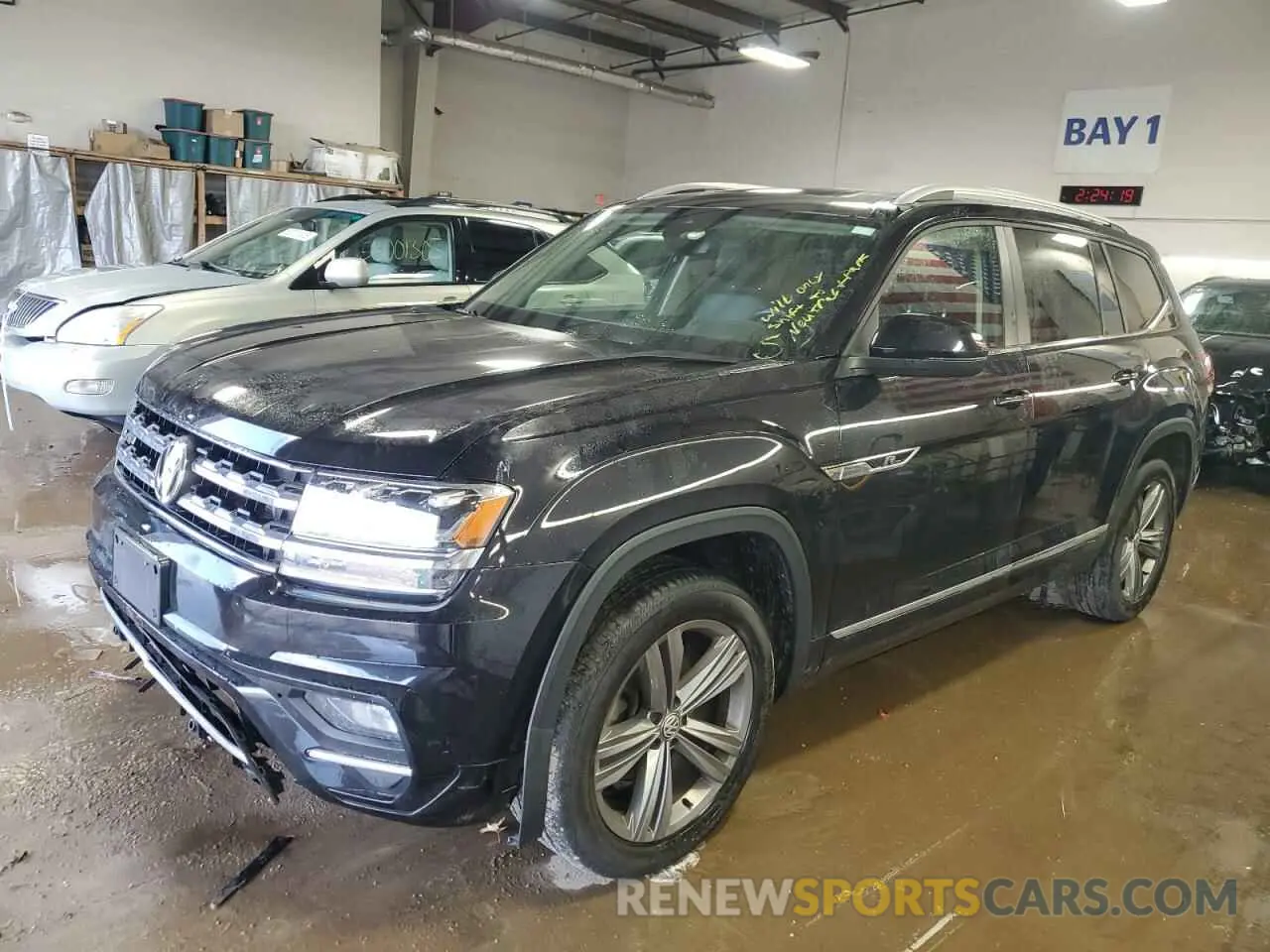 1 Photograph of a damaged car 1V2RR2CA6KC564779 VOLKSWAGEN ATLAS 2019