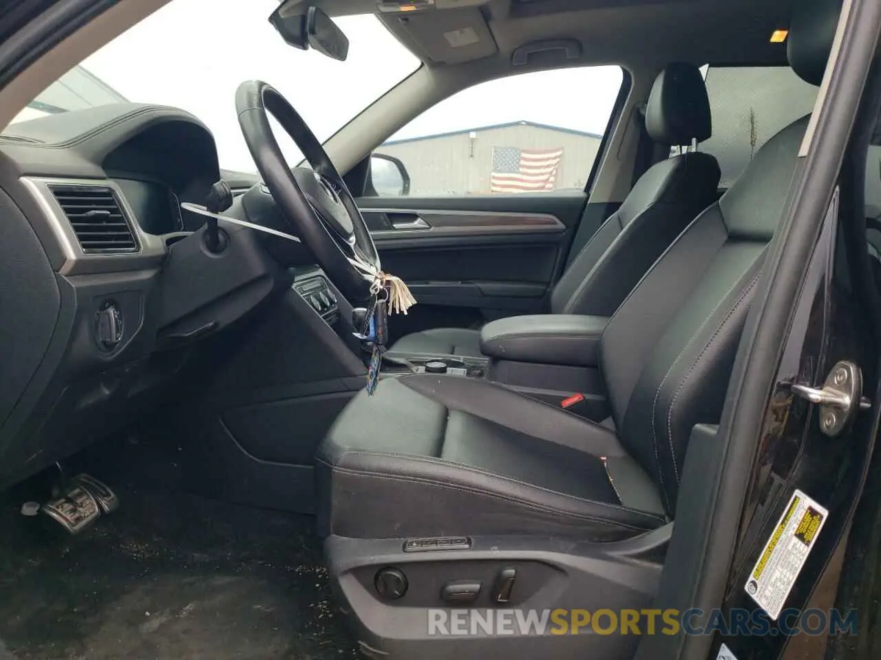 7 Photograph of a damaged car 1V2RR2CA7KC622527 VOLKSWAGEN ATLAS 2019