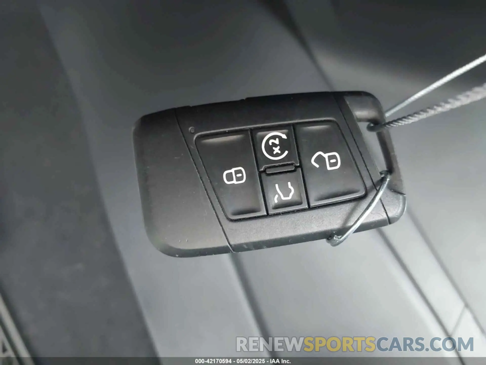 11 Photograph of a damaged car 1V2SR2CAXKC618621 VOLKSWAGEN ATLAS 2019