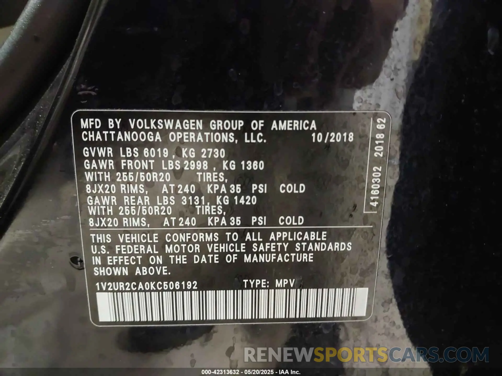 9 Photograph of a damaged car 1V2UR2CA0KC506192 VOLKSWAGEN ATLAS 2019