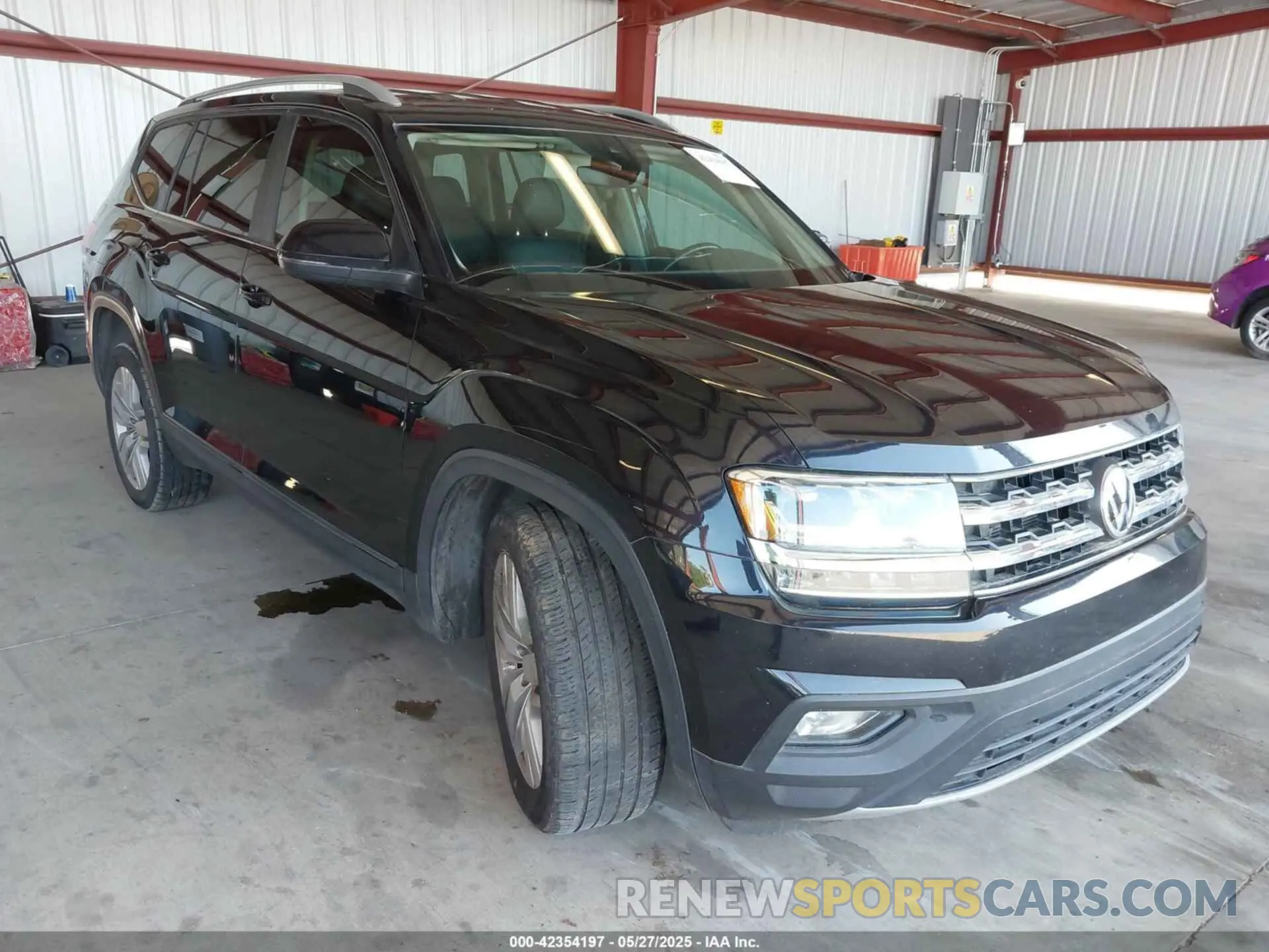 1 Photograph of a damaged car 1V2UR2CA0KC513689 VOLKSWAGEN ATLAS 2019