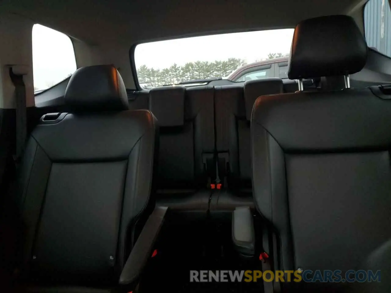 10 Photograph of a damaged car 1V2UR2CA0KC589297 VOLKSWAGEN ATLAS 2019