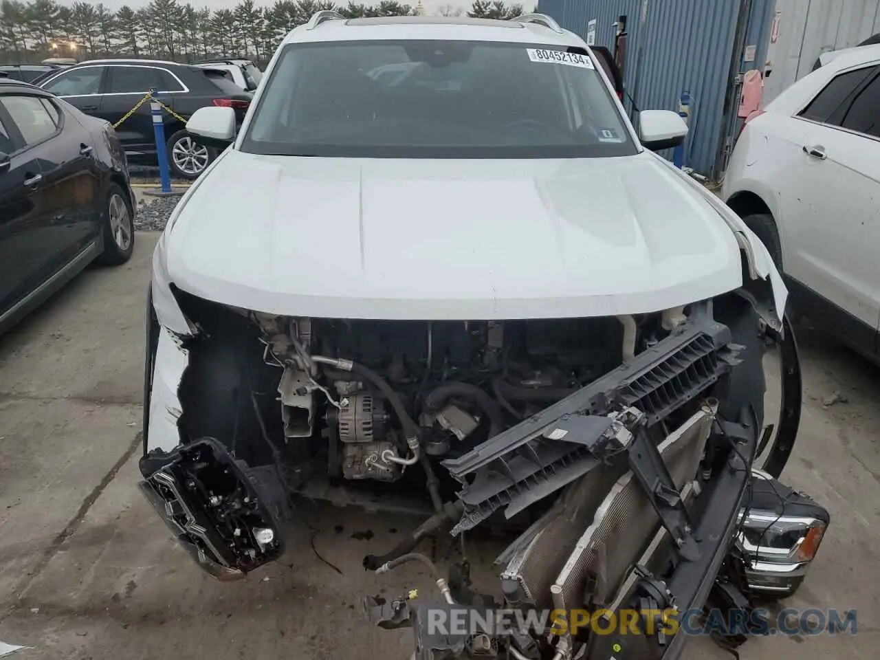 5 Photograph of a damaged car 1V2UR2CA0KC589297 VOLKSWAGEN ATLAS 2019