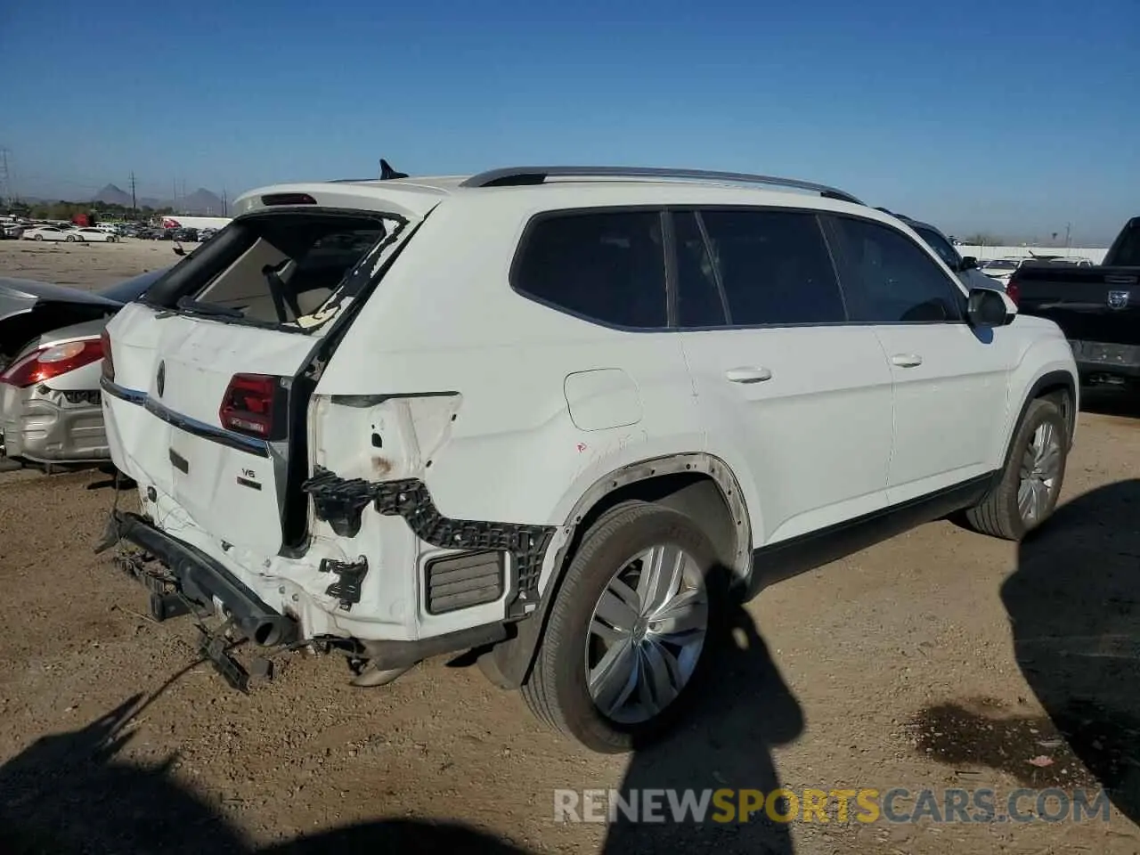 3 Photograph of a damaged car 1V2UR2CA1KC512602 VOLKSWAGEN ATLAS 2019