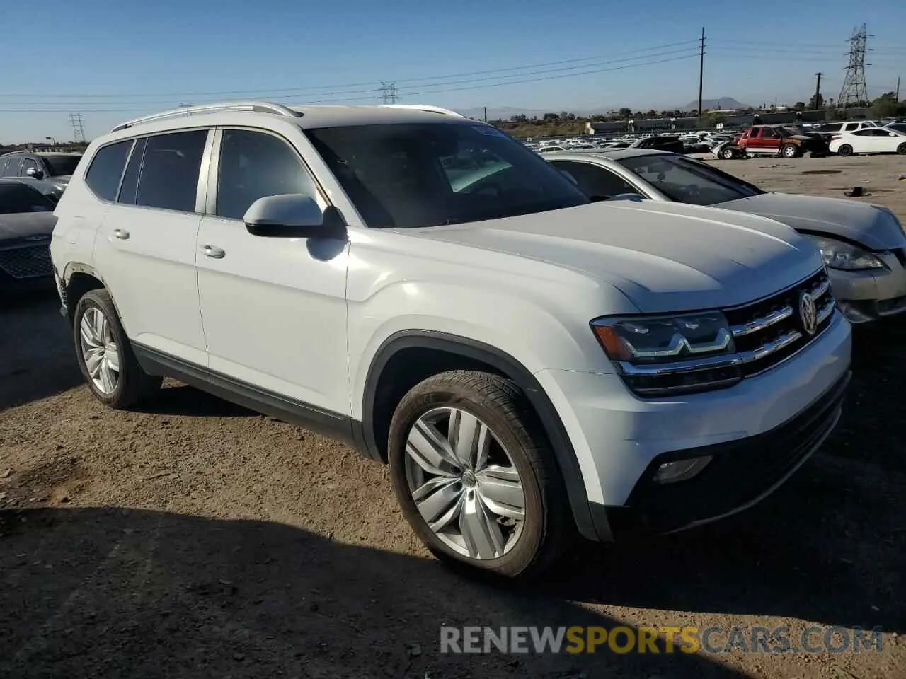 4 Photograph of a damaged car 1V2UR2CA1KC512602 VOLKSWAGEN ATLAS 2019