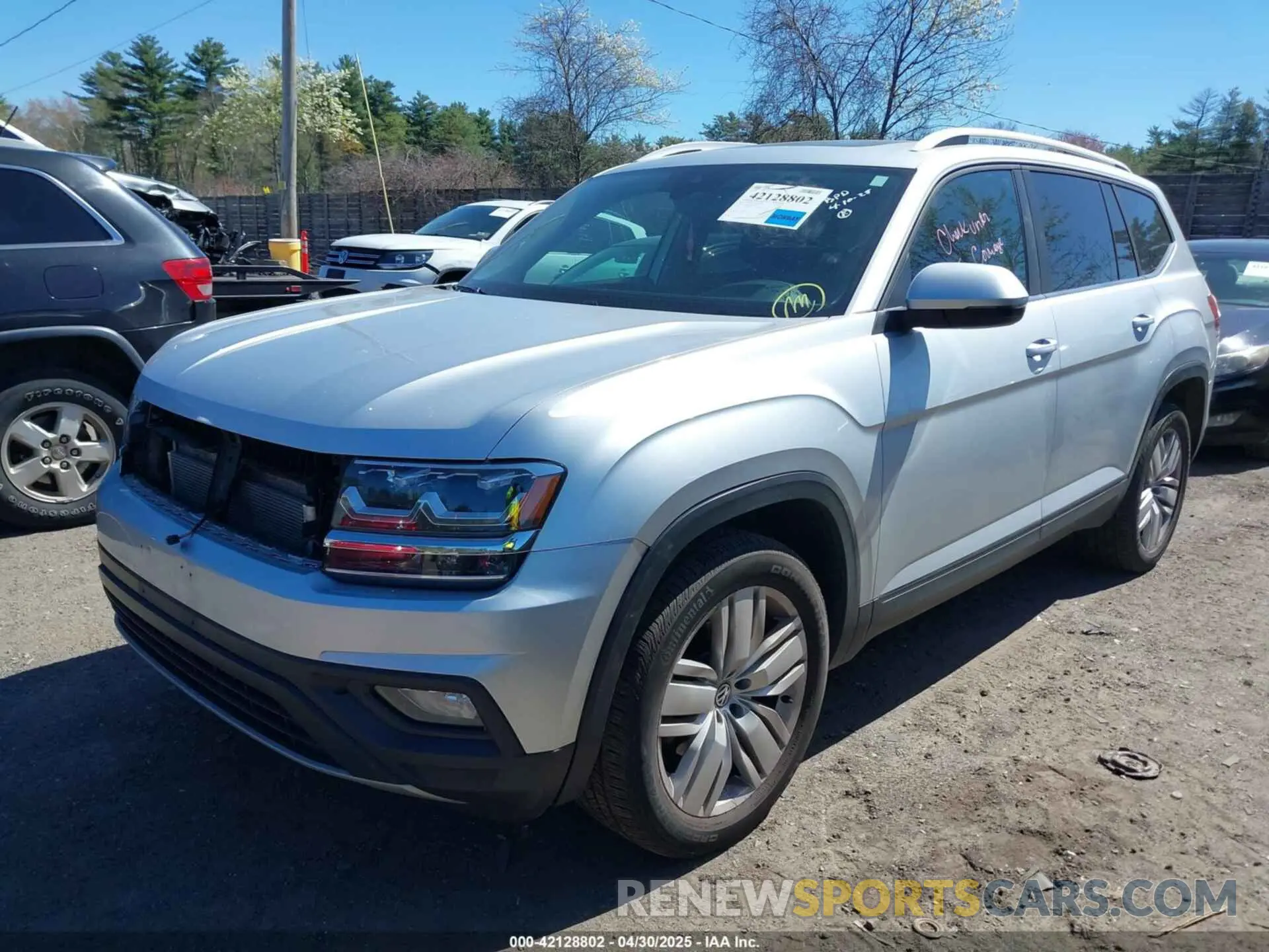 2 Photograph of a damaged car 1V2UR2CA2KC554552 VOLKSWAGEN ATLAS 2019