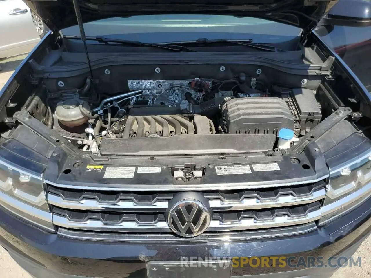 12 Photograph of a damaged car 1V2UR2CA2KC610778 VOLKSWAGEN ATLAS 2019
