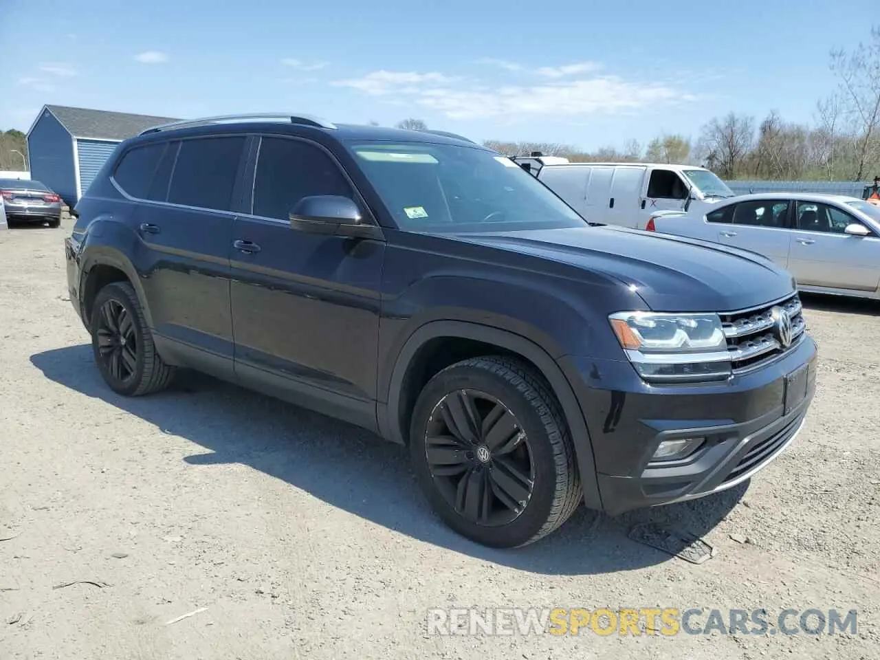 4 Photograph of a damaged car 1V2UR2CA2KC610778 VOLKSWAGEN ATLAS 2019