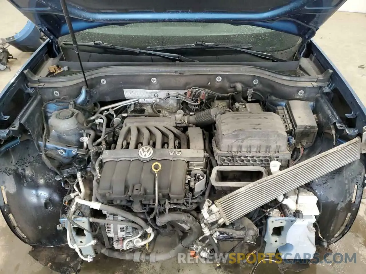 12 Photograph of a damaged car 1V2UR2CA3KC566838 VOLKSWAGEN ATLAS 2019