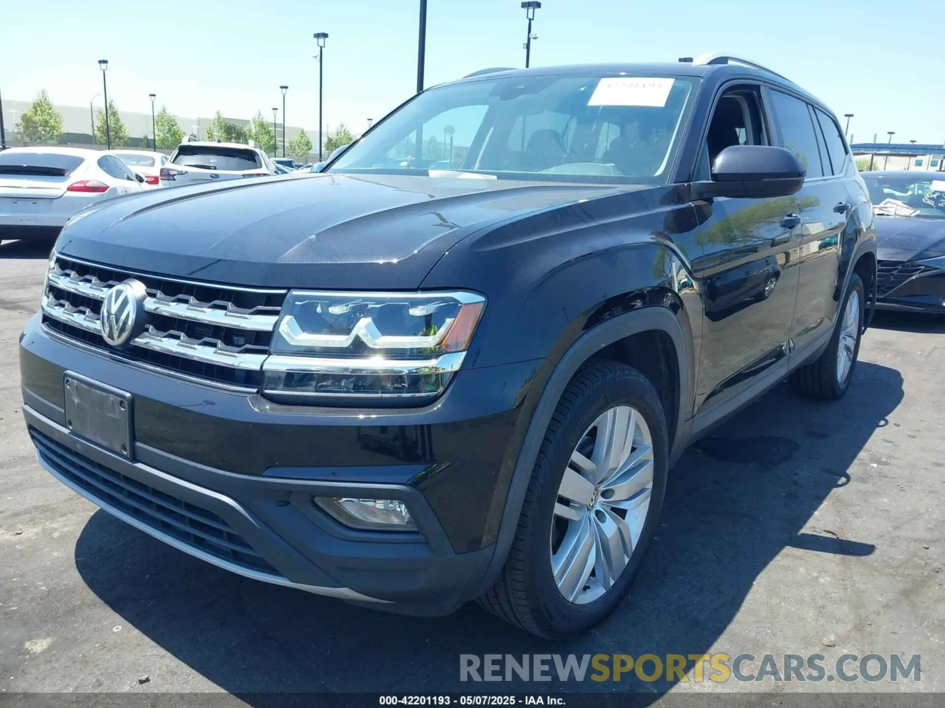 2 Photograph of a damaged car 1V2UR2CA3KC613656 VOLKSWAGEN ATLAS 2019