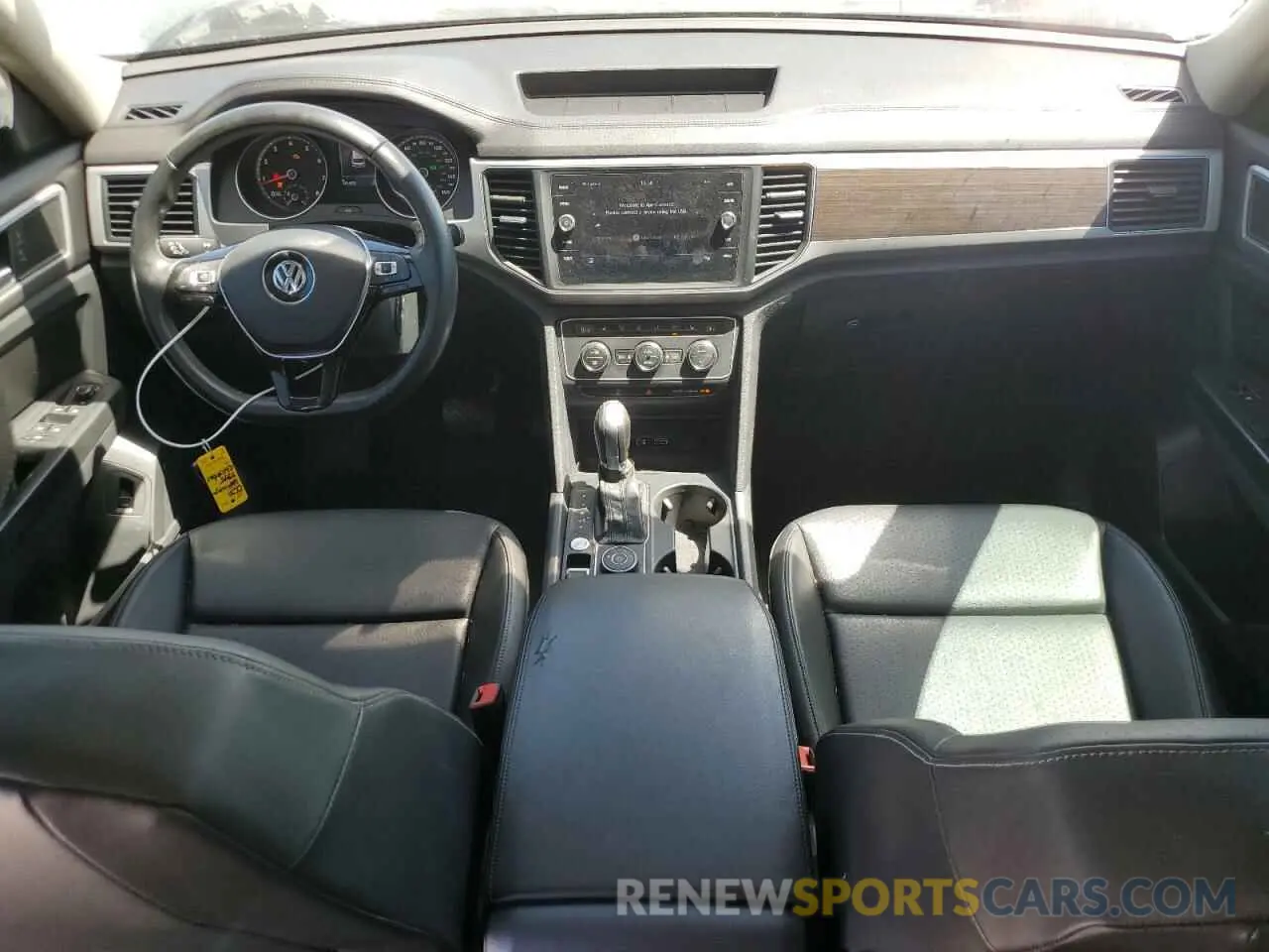 8 Photograph of a damaged car 1V2UR2CA4KC507345 VOLKSWAGEN ATLAS 2019