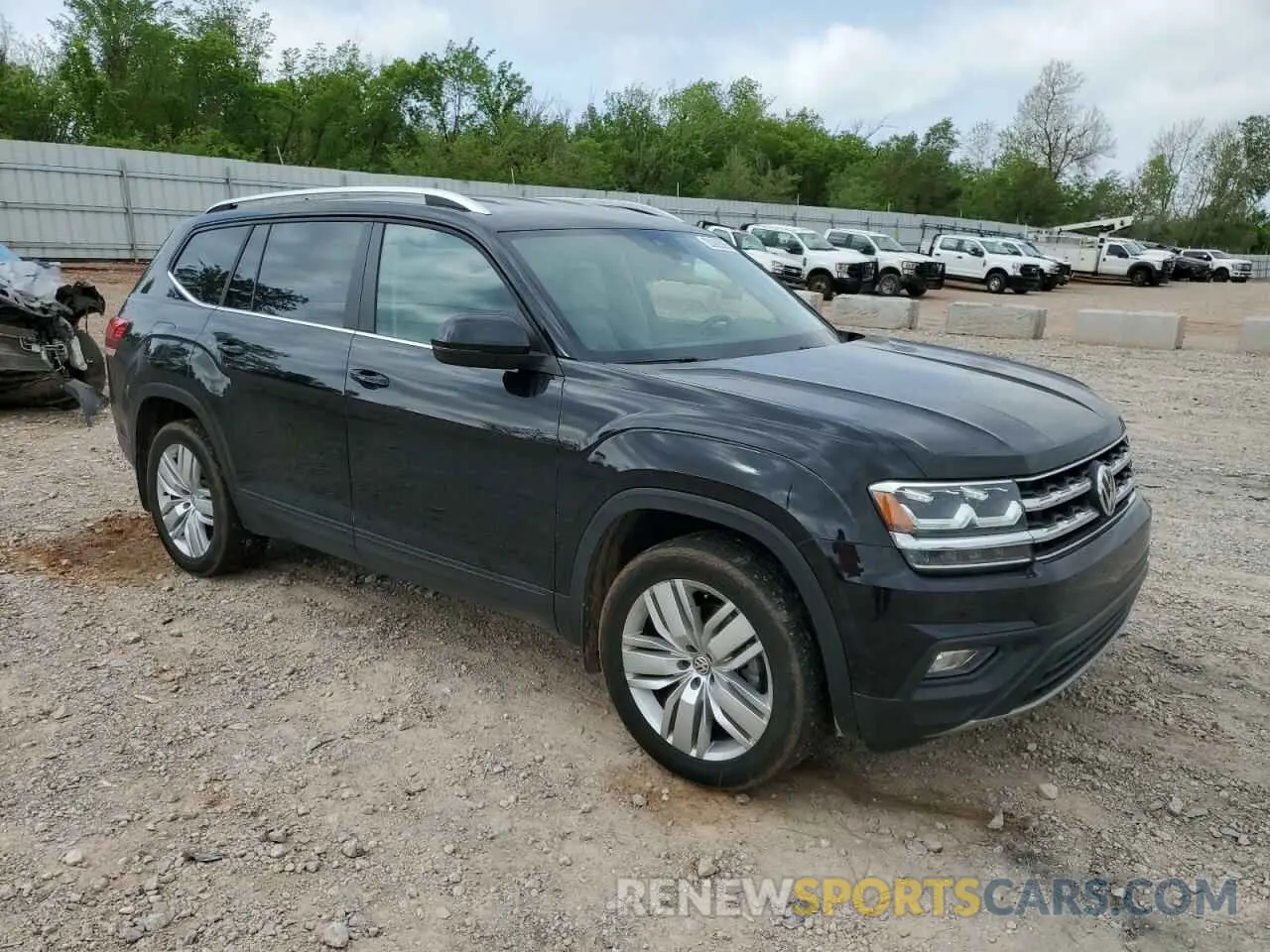 4 Photograph of a damaged car 1V2UR2CA4KC522363 VOLKSWAGEN ATLAS 2019