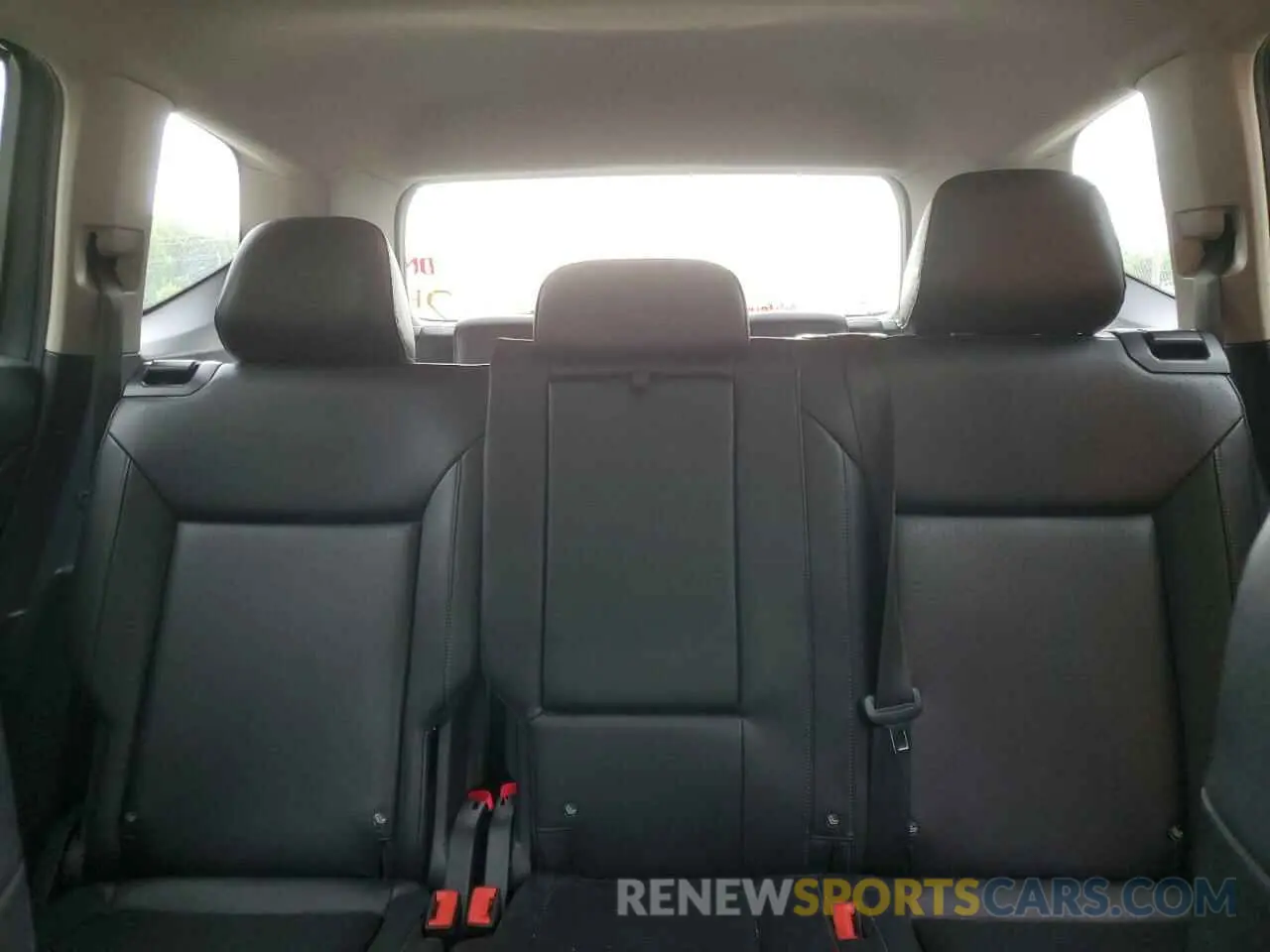 10 Photograph of a damaged car 1V2UR2CA4KC563186 VOLKSWAGEN ATLAS 2019