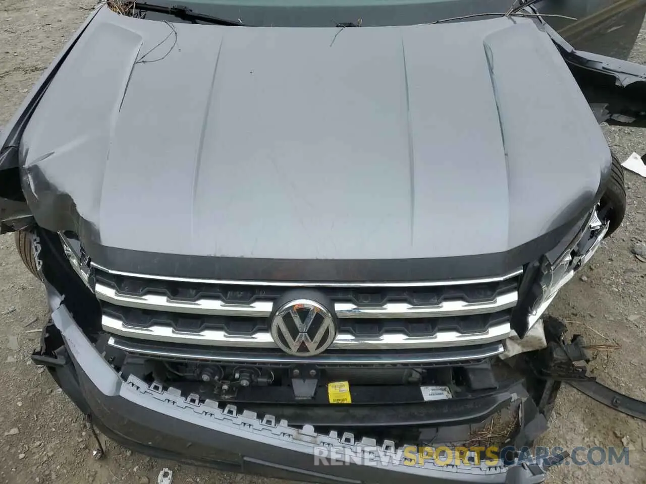 12 Photograph of a damaged car 1V2UR2CA4KC563186 VOLKSWAGEN ATLAS 2019