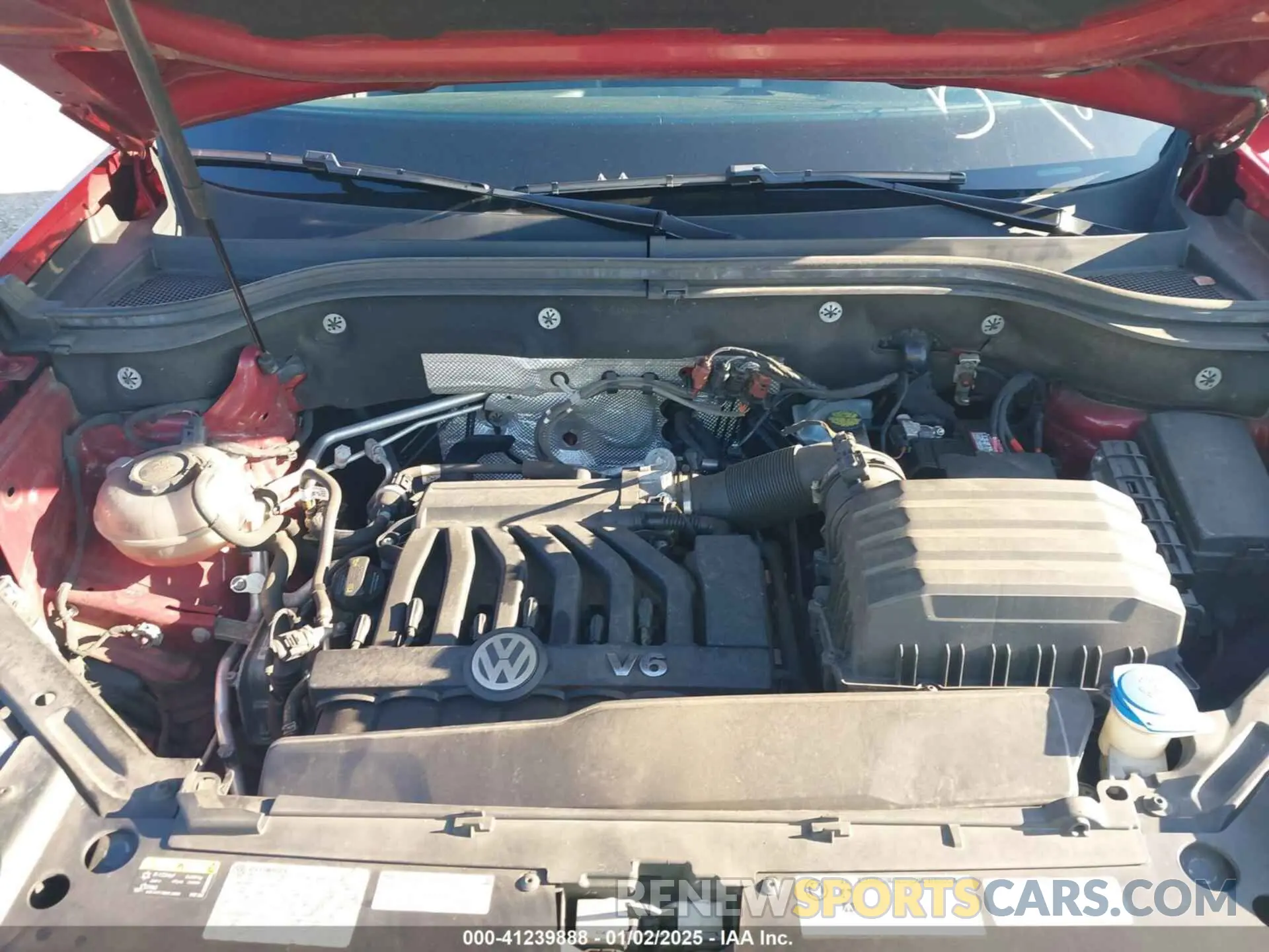 10 Photograph of a damaged car 1V2UR2CA4KC580392 VOLKSWAGEN ATLAS 2019