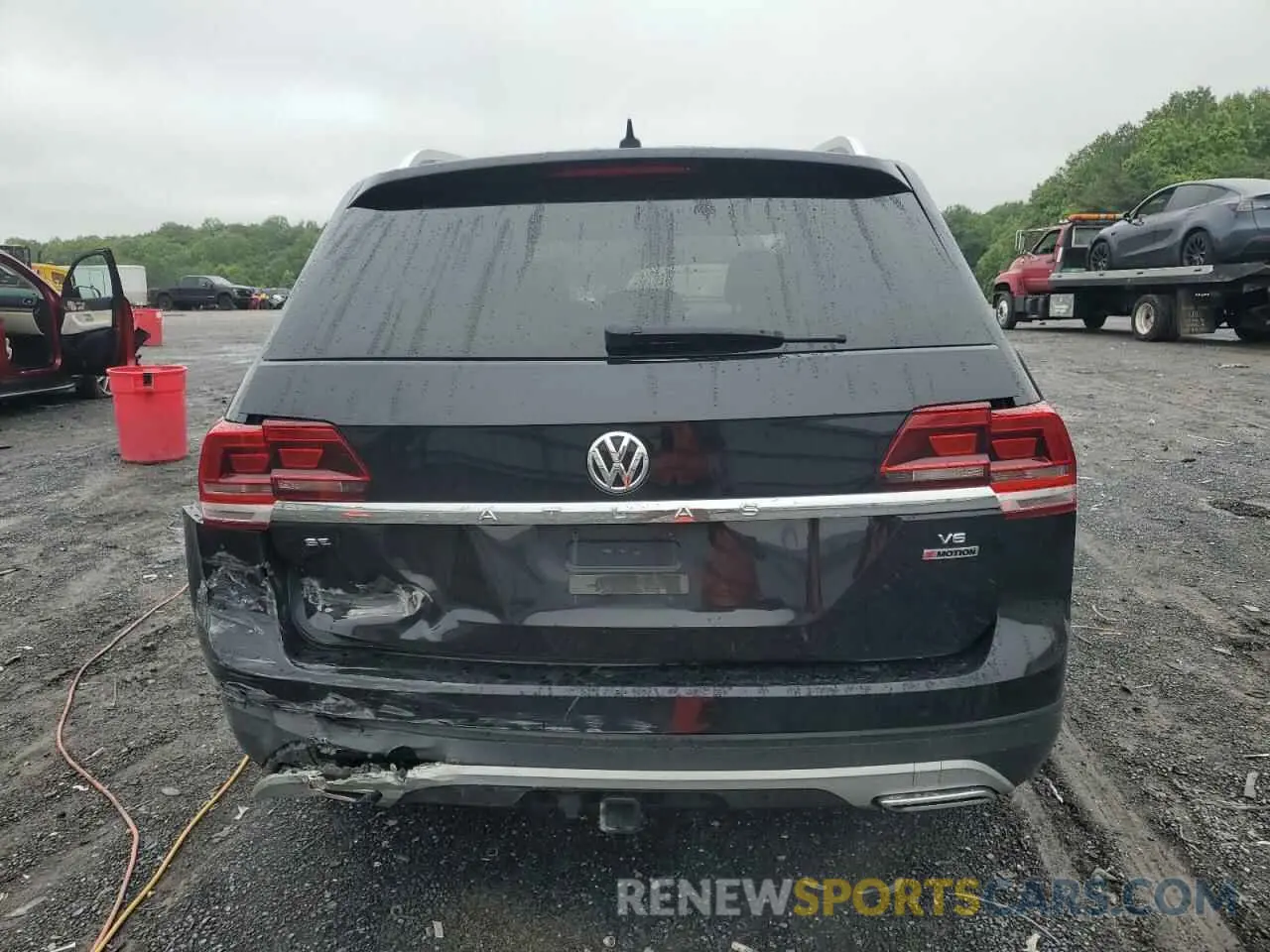 6 Photograph of a damaged car 1V2UR2CA4KC610944 VOLKSWAGEN ATLAS 2019