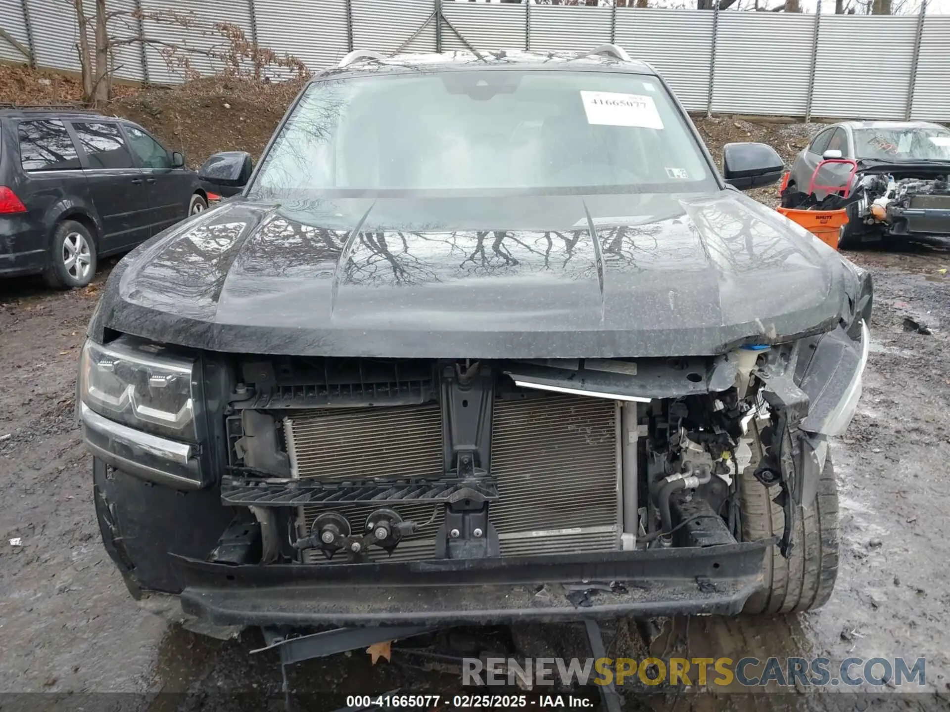 12 Photograph of a damaged car 1V2UR2CA5KC532996 VOLKSWAGEN ATLAS 2019