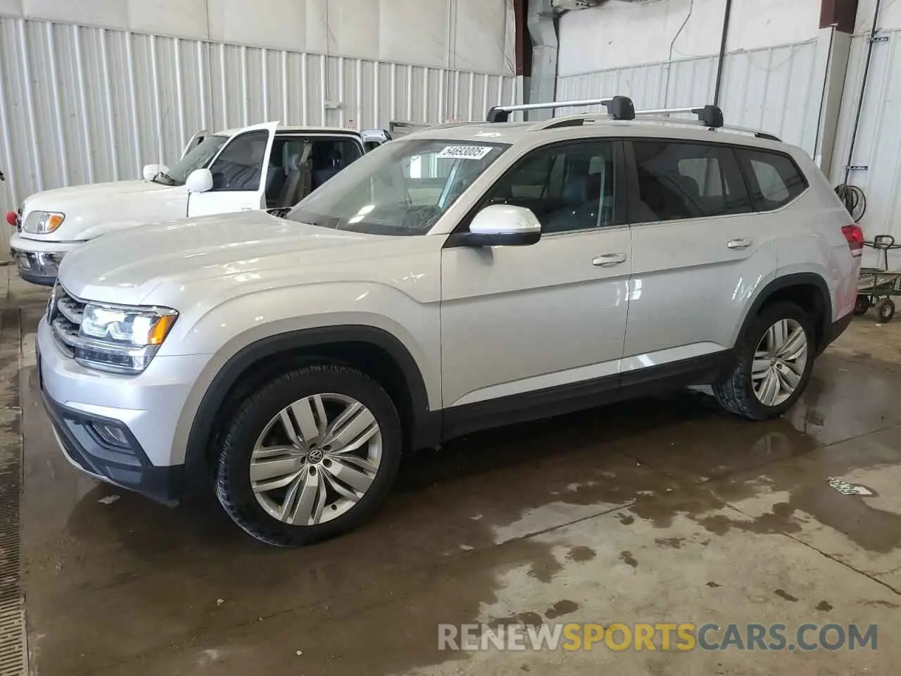 1 Photograph of a damaged car 1V2UR2CA5KC619801 VOLKSWAGEN ATLAS 2019