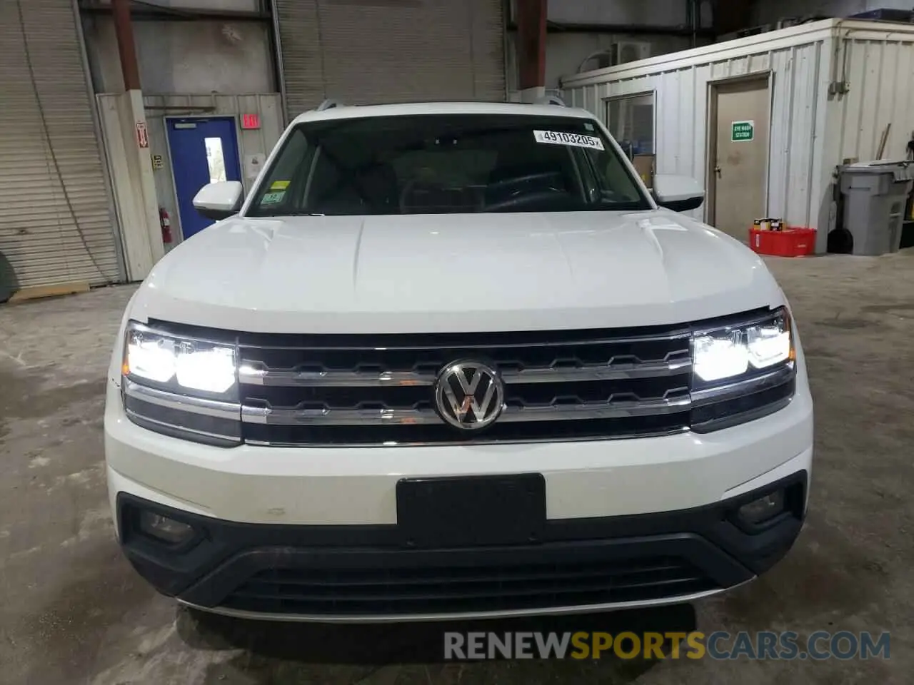 5 Photograph of a damaged car 1V2UR2CA6KC580782 VOLKSWAGEN ATLAS 2019