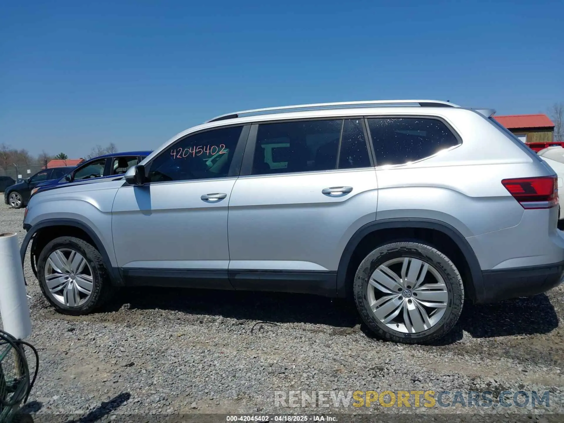 15 Photograph of a damaged car 1V2UR2CA7KC528108 VOLKSWAGEN ATLAS 2019