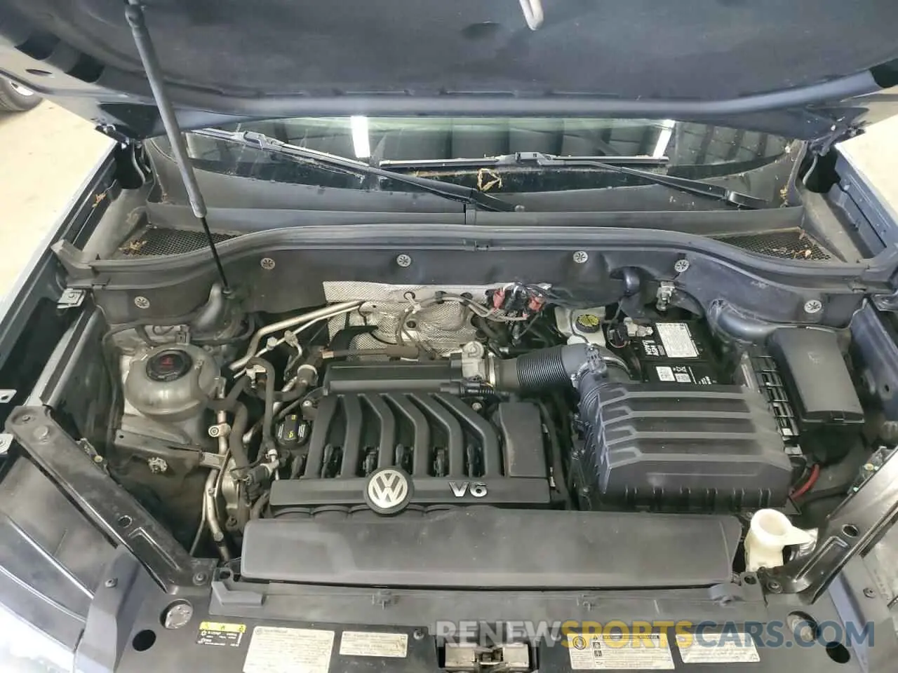 12 Photograph of a damaged car 1V2UR2CA7KC570455 VOLKSWAGEN ATLAS 2019