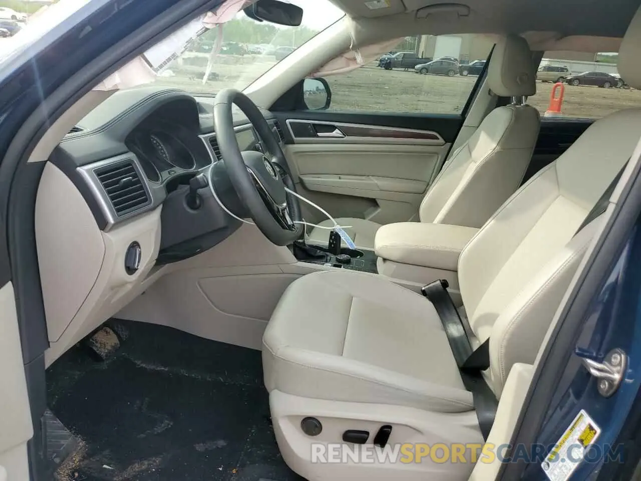 7 Photograph of a damaged car 1V2UR2CA8KC545189 VOLKSWAGEN ATLAS 2019