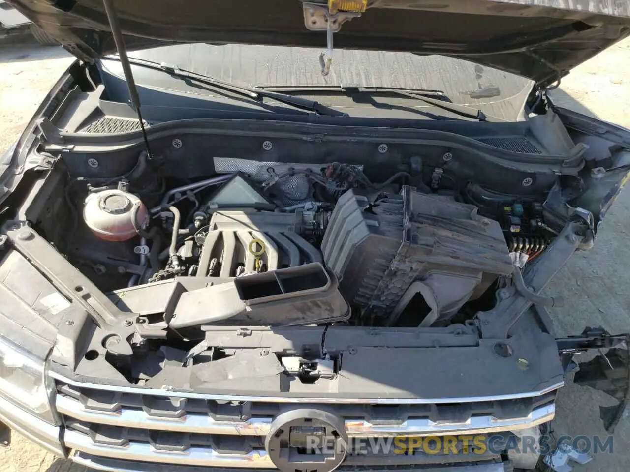 12 Photograph of a damaged car 1V2UR2CAXKC513442 VOLKSWAGEN ATLAS 2019